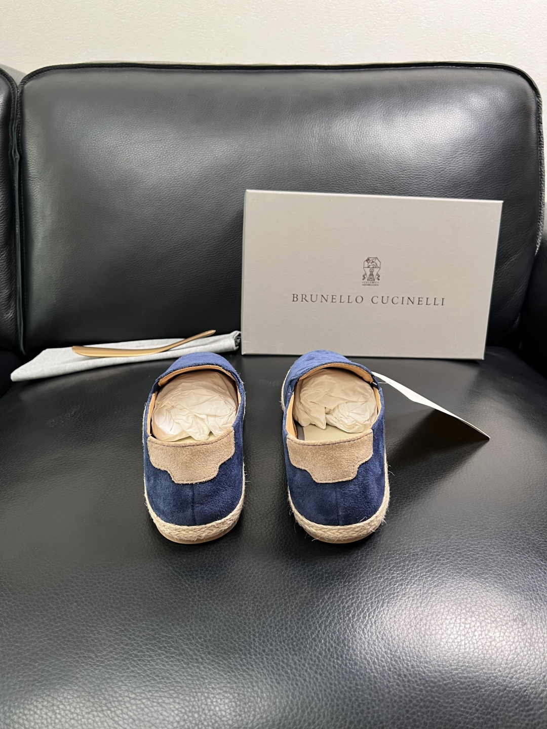 Brunello Cucinelli  高品质 顶级工艺品  BC  专柜同步原厂配置，意大利进口牛皮面
