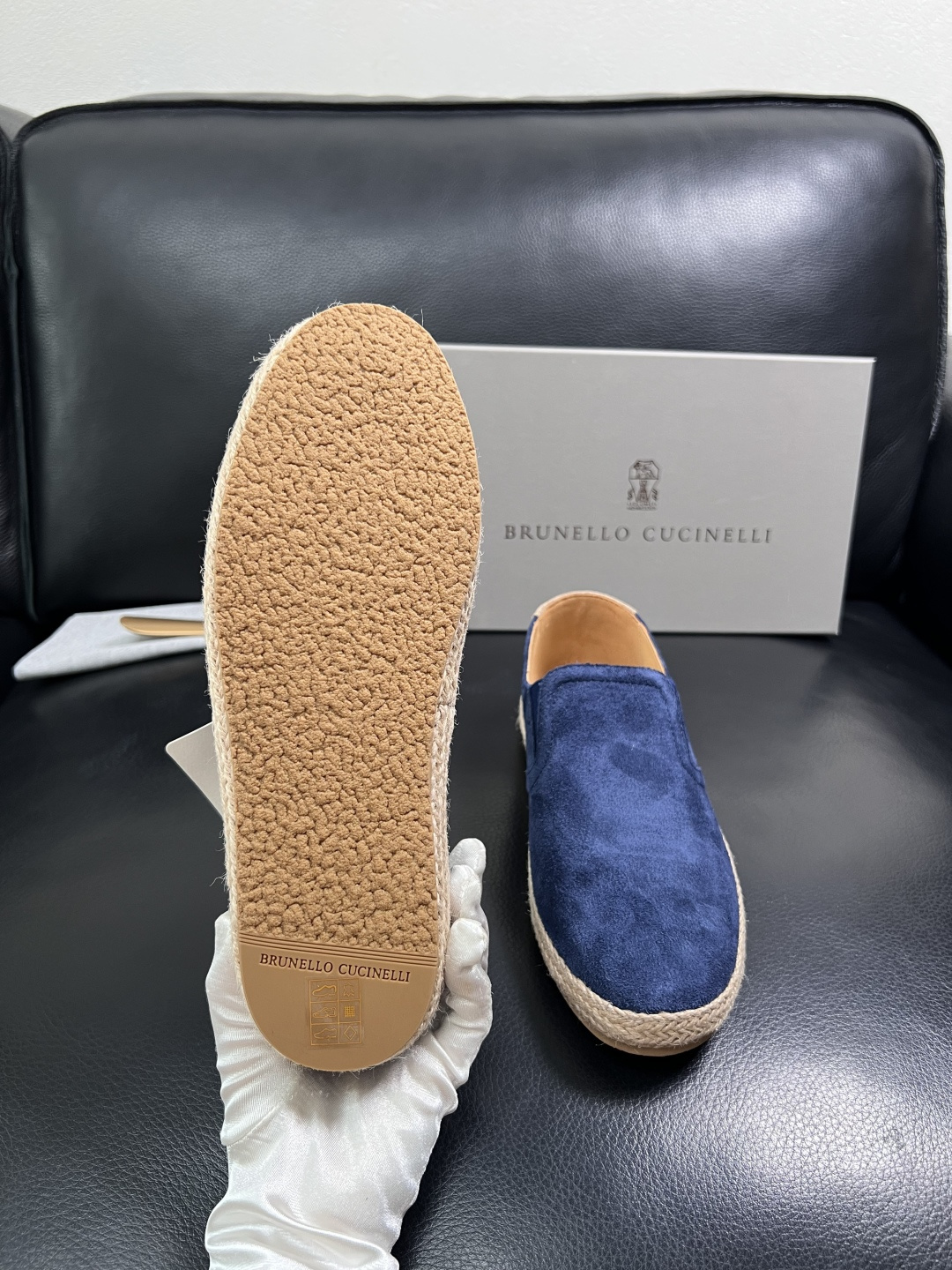Brunello Cucinelli  高品质 顶级工艺品  BC  专柜同步原厂配置，意大利进口牛皮面