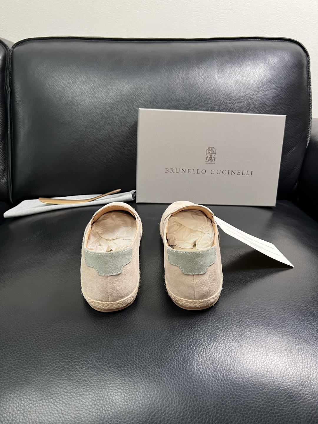 Brunello Cucinelli  高品质 顶级工艺品  BC  专柜同步原厂配置，意大利进口牛皮面