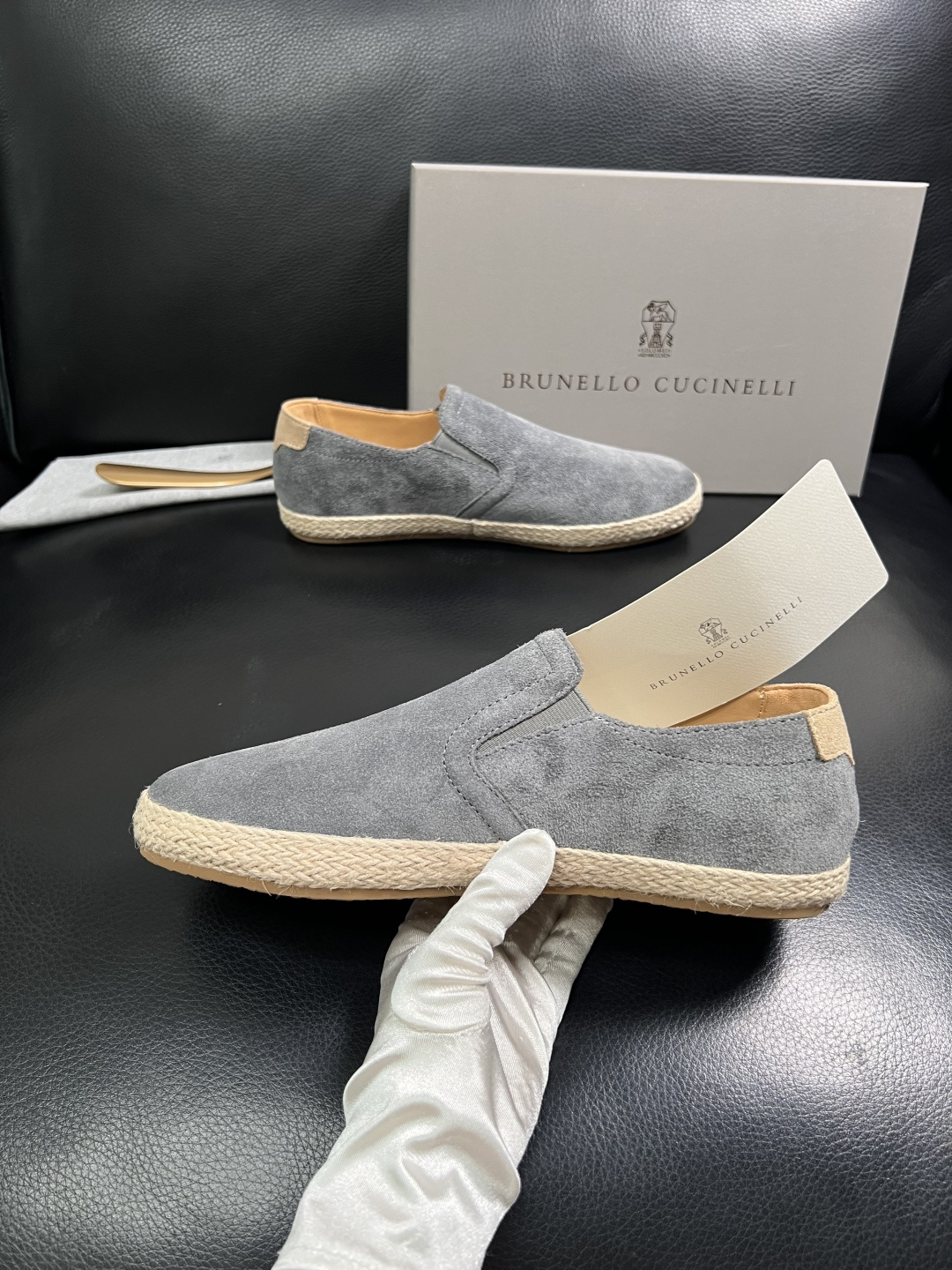 Brunello Cucinelli  高品质 顶级工艺品  BC  专柜同步原厂配置，意大利进口牛皮面