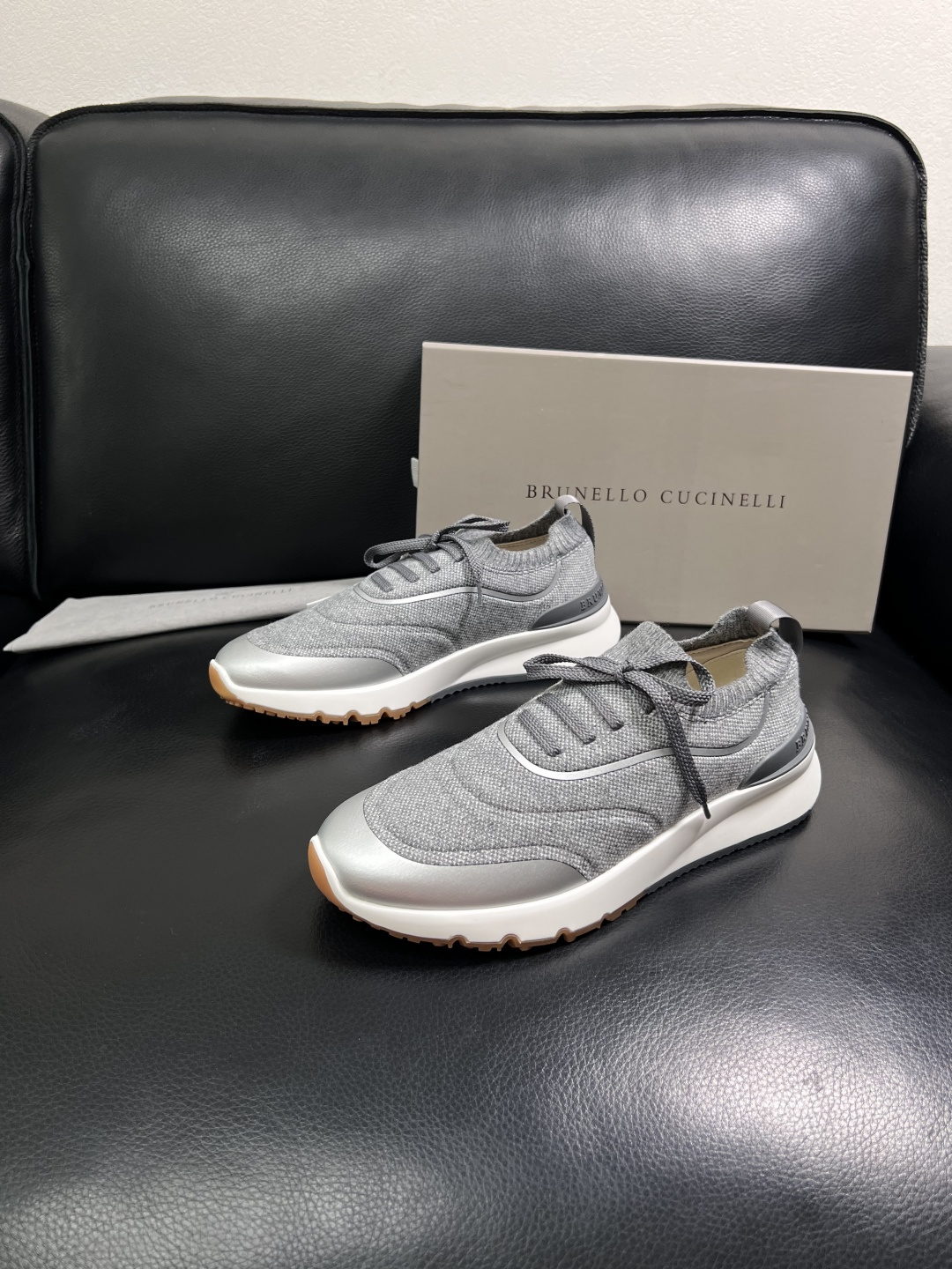 Brunello Cucinelli  高品质 顶级工艺品  BC  专柜同步原厂配置，意大利进口牛皮面