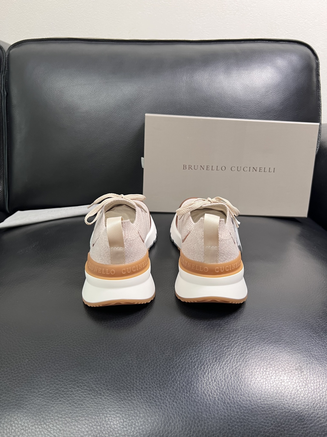 Brunello Cucinelli  高品质 顶级工艺品  BC  专柜同步原厂配置，意大利进口牛皮面
