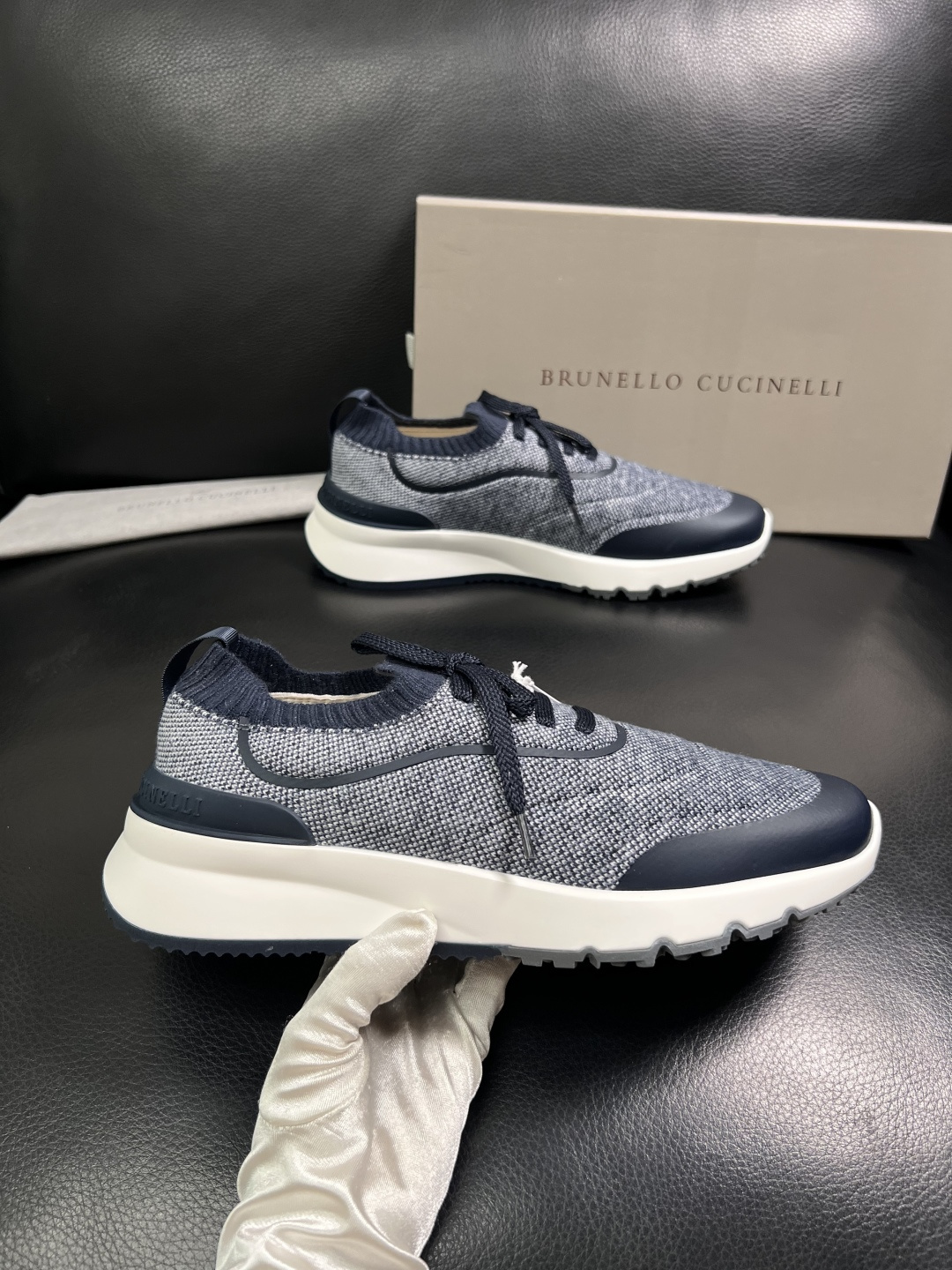 Brunello Cucinelli  高品质 顶级工艺品  BC  专柜同步原厂配置，意大利进口牛皮面