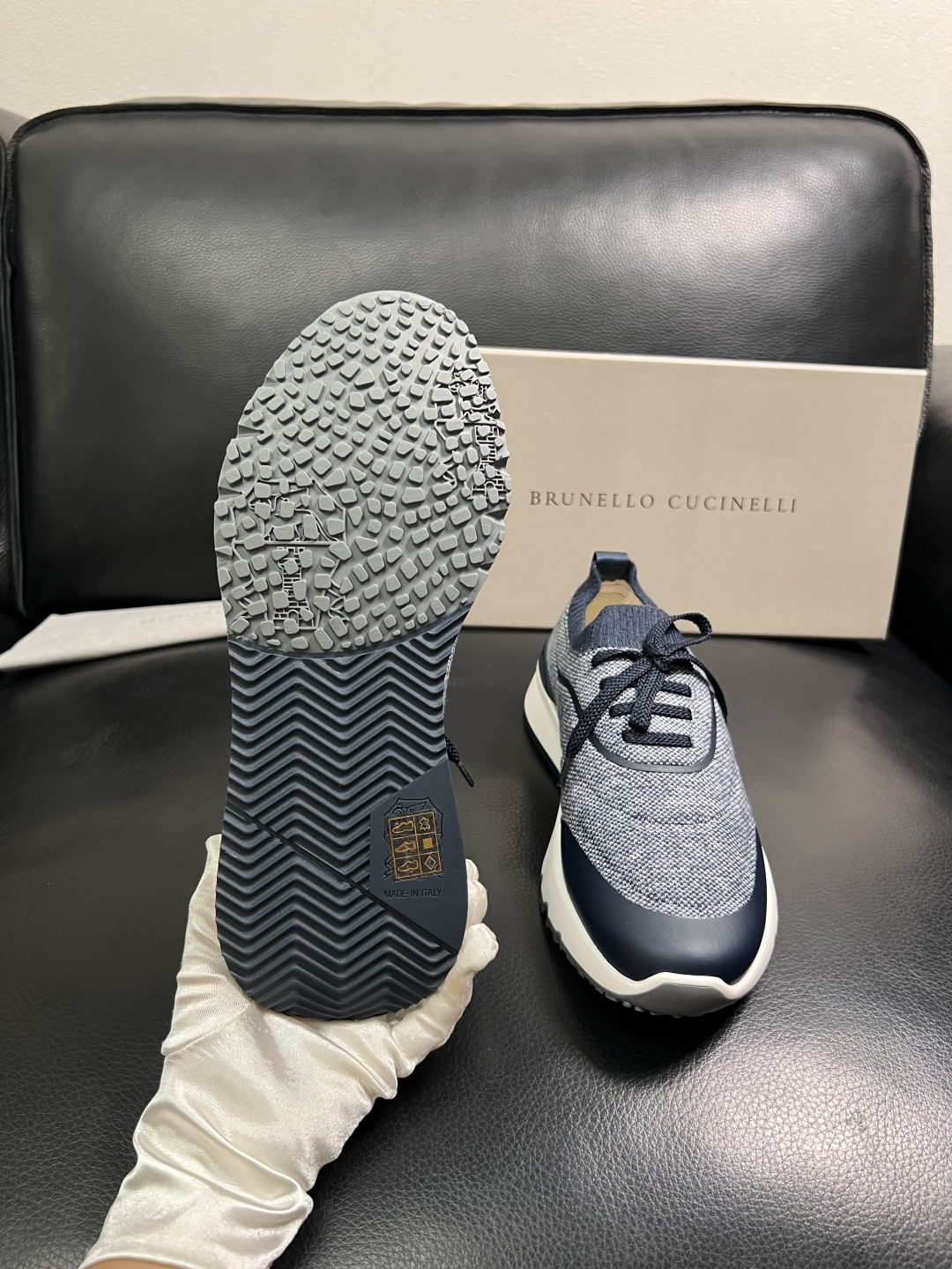 Brunello Cucinelli  高品质 顶级工艺品  BC  专柜同步原厂配置，意大利进口牛皮面