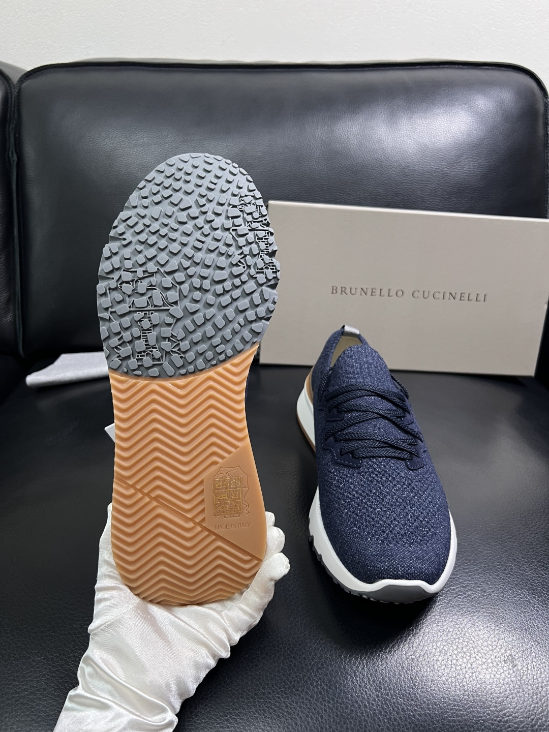 Brunello Cucinelli  高品质 顶级工艺品  BC  专柜同步原厂配置，意大利进口牛皮面