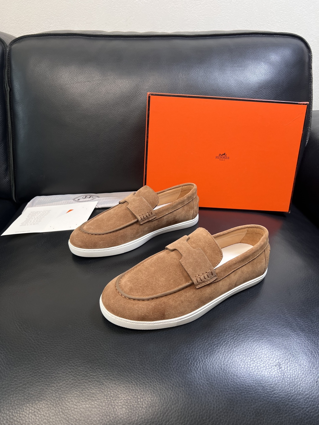 Hermes  高品质  顶级工艺品  爱马仕 专柜同步发售原厂配置，意大利进口原版牛皮面料，高品质拼接