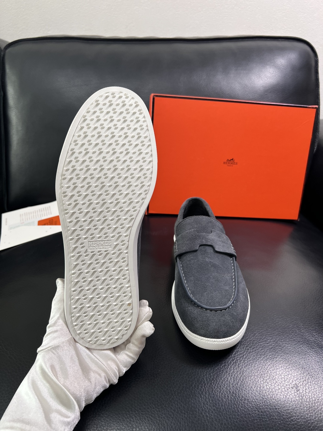 Hermes  高品质  顶级工艺品  爱马仕 专柜同步发售原厂配置，意大利进口原版牛皮面料，高品质拼接