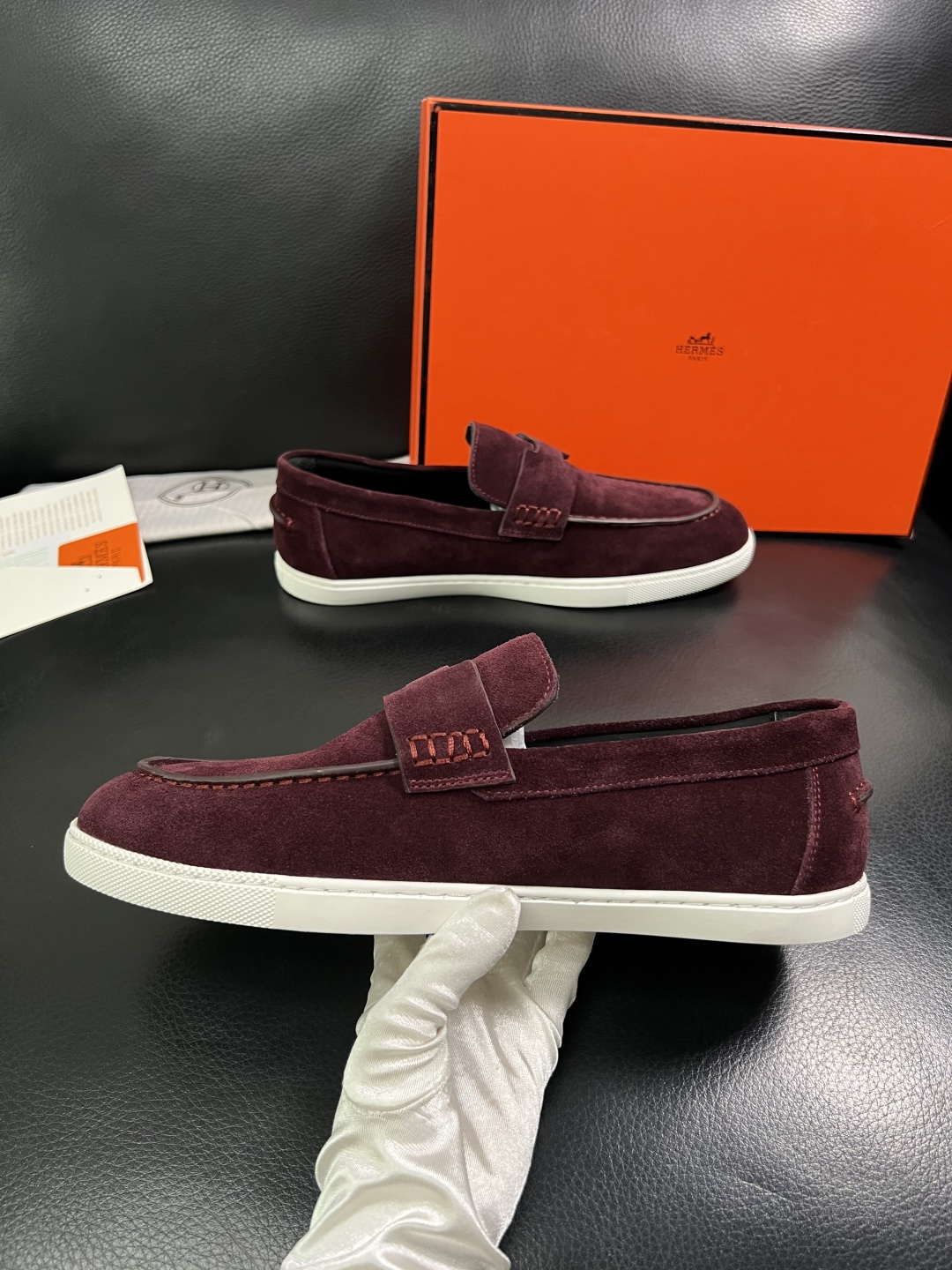 Hermes  高品质  顶级工艺品  爱马仕 专柜同步发售原厂配置，意大利进口原版牛皮面料，高品质拼接