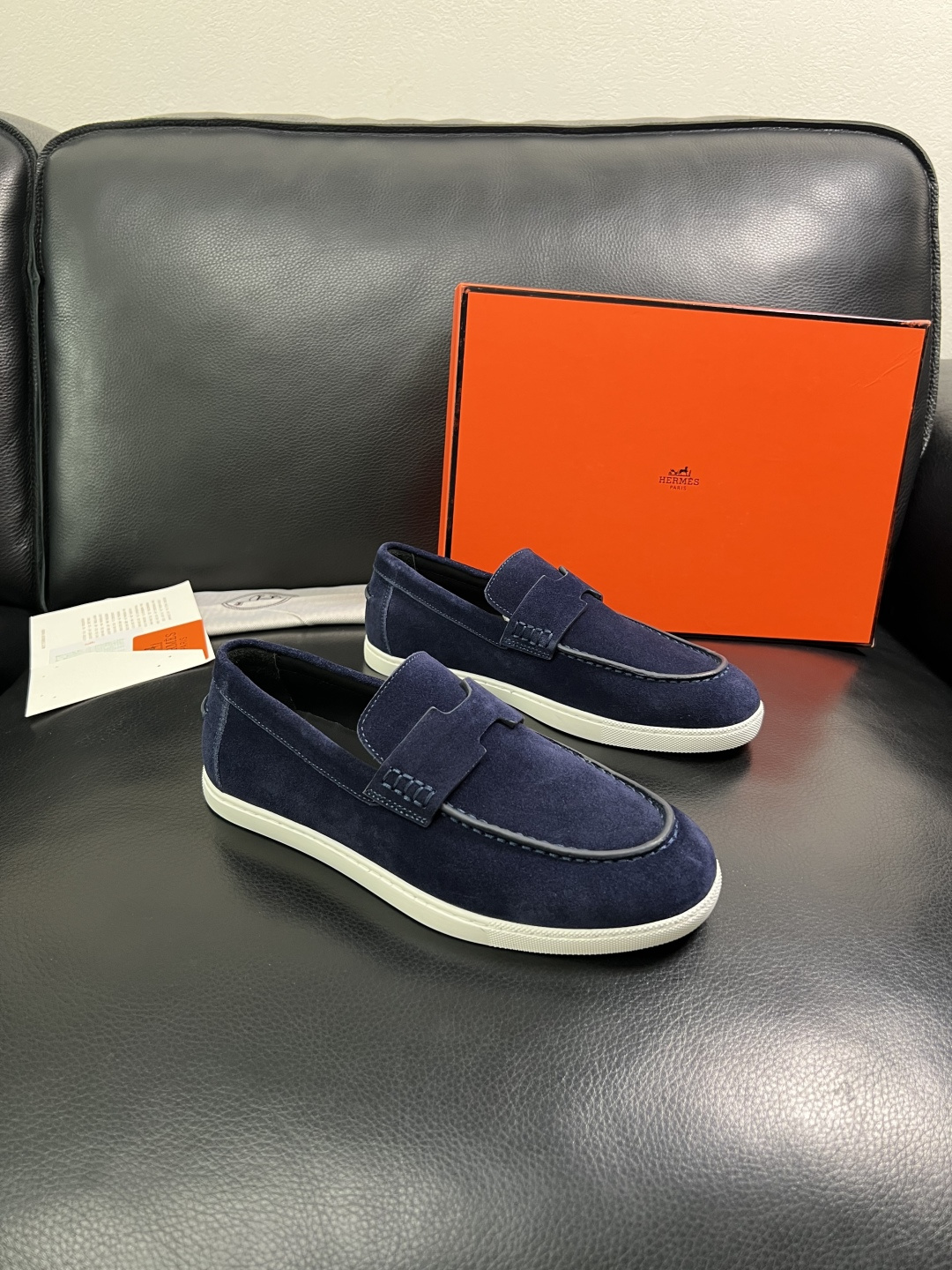Hermes  高品质  顶级工艺品  爱马仕 专柜同步发售原厂配置，意大利进口原版牛皮面料，高品质拼接