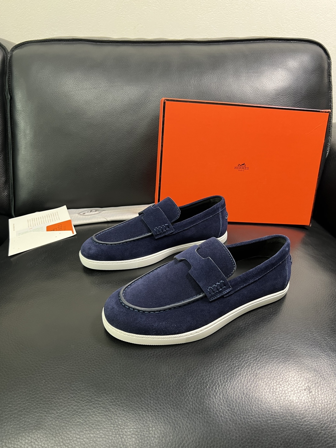 Hermes  高品质  顶级工艺品  爱马仕 专柜同步发售原厂配置，意大利进口原版牛皮面料，高品质拼接