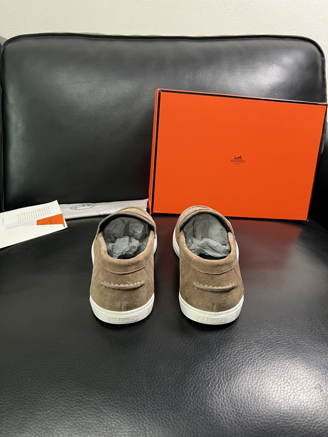 Hermes  高品质  顶级工艺品  爱马仕 专柜同步发售原厂配置，意大利进口原版牛皮面料，高品质拼接