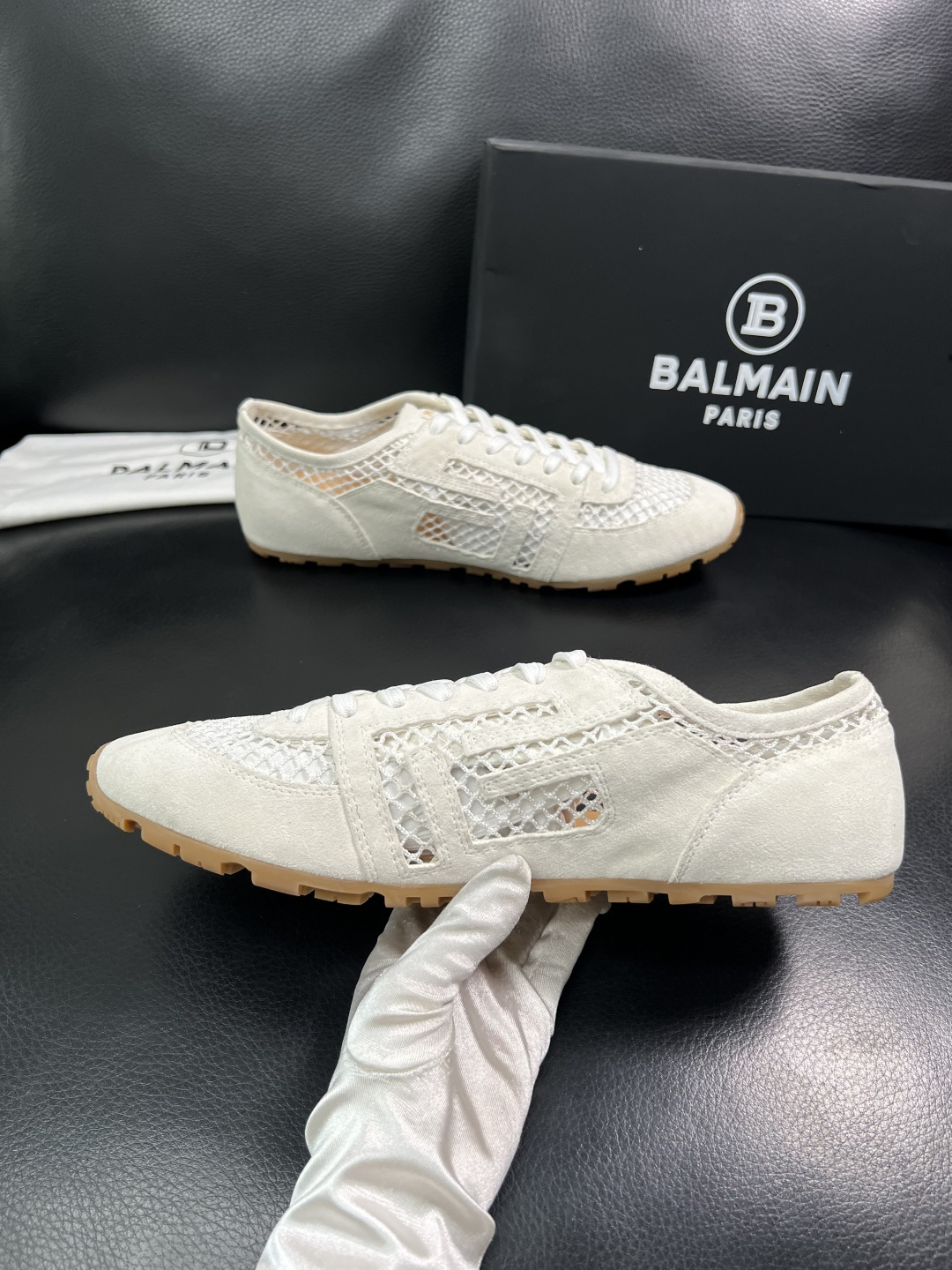 ⚠️只换码不退⚠️    BALMAIN  高品质  顶级工艺品  巴尔曼  专柜新品同步，鞋面意大利进