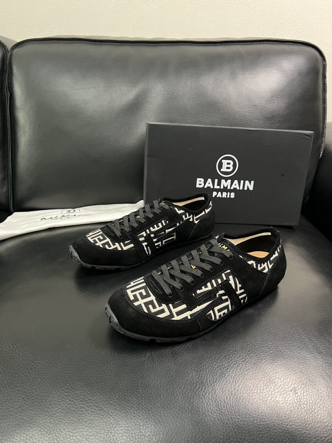 ⚠️只换码不退⚠️    BALMAIN  高品质  顶级工艺品  巴尔曼  专柜新品同步，鞋面意大利进