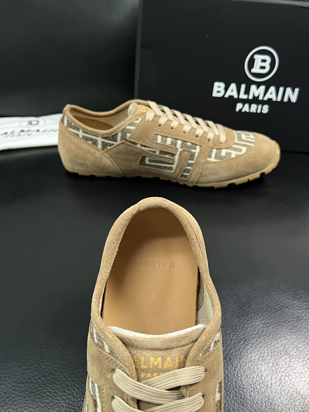 ⚠️只换码不退⚠️    BALMAIN  高品质  顶级工艺品  巴尔曼  专柜新品同步，鞋面意大利进