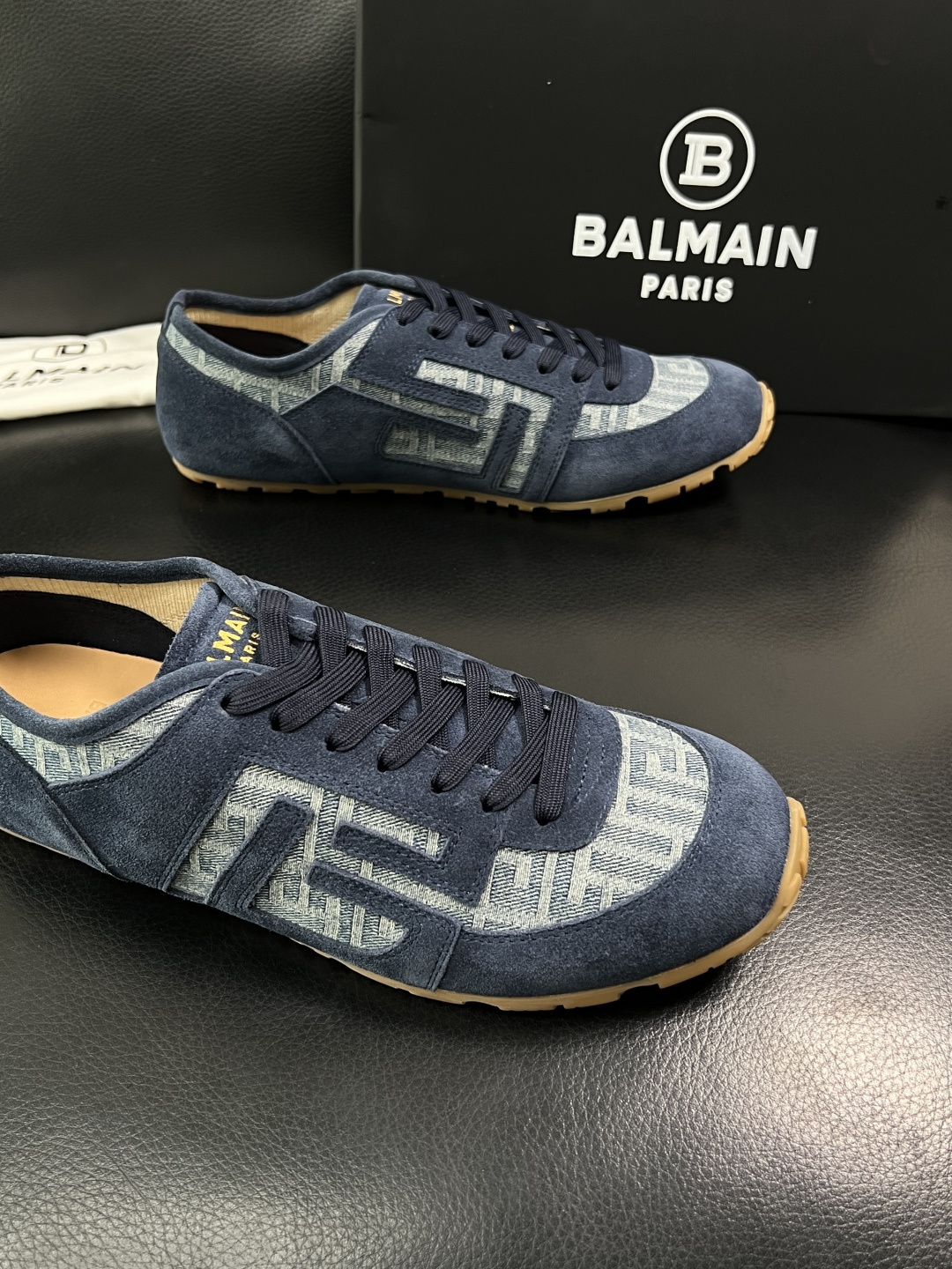 ⚠️只换码不退⚠️    BALMAIN  高品质  顶级工艺品  巴尔曼  专柜新品同步，鞋面意大利进