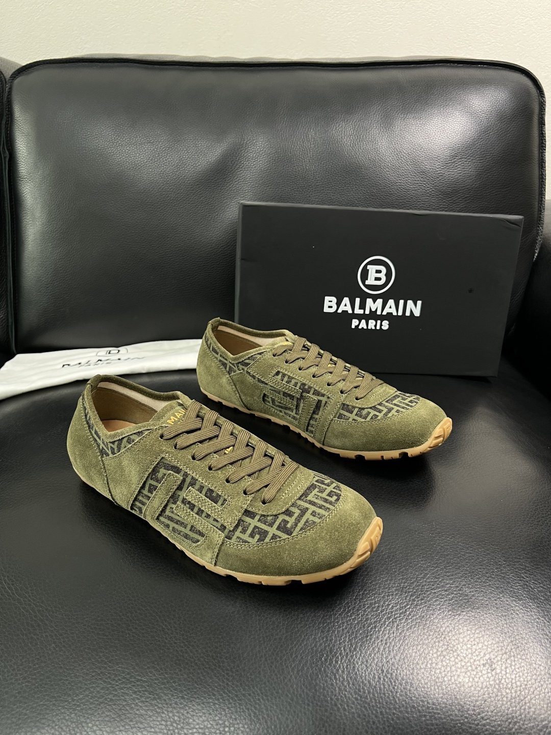 NO:887345,Just change the code without refund BALMAIN High-quality top crafts Balmain New products in the counter are synchronized, uppers are imported cowhide patchwork fabrics from Italy, imported water-dyed cowhide linings, soles are specially provided by the original factory, exclusive movable molded soles are super comfortable, original factory and single goods, high quality, welcome to compare, code number 39-44 (customized 38 45 46 47),, balmain, balmain, cowhide19860909只换码不退 BALMAIN 高品质 顶级工艺品 巴尔曼 专柜新品同步,鞋面意大利进口牛皮拼布面料,进口水染牛皮内里垫,鞋底原厂特供原版底,独家活动成型底超级舒适,原厂跟单货, 高品质,欢迎对比,码数 39-44(订做38 45 46 47),,balmain,balmain,cowhide,Men's shoes