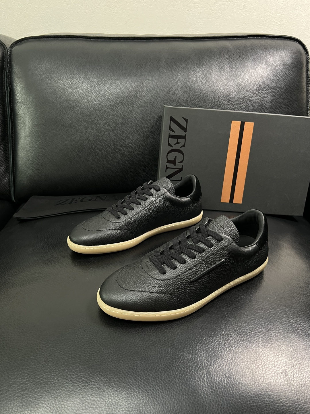 ⚠️只换码不退⚠️   Zegna  高品质  顶级工艺品  杰尼亚  专柜新款原厂配置，意大利进口牛皮