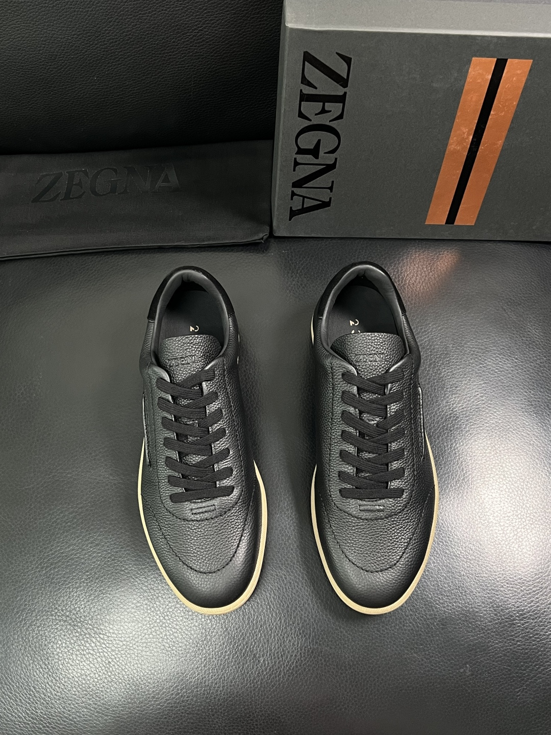 ⚠️只换码不退⚠️   Zegna  高品质  顶级工艺品  杰尼亚  专柜新款原厂配置，意大利进口牛皮