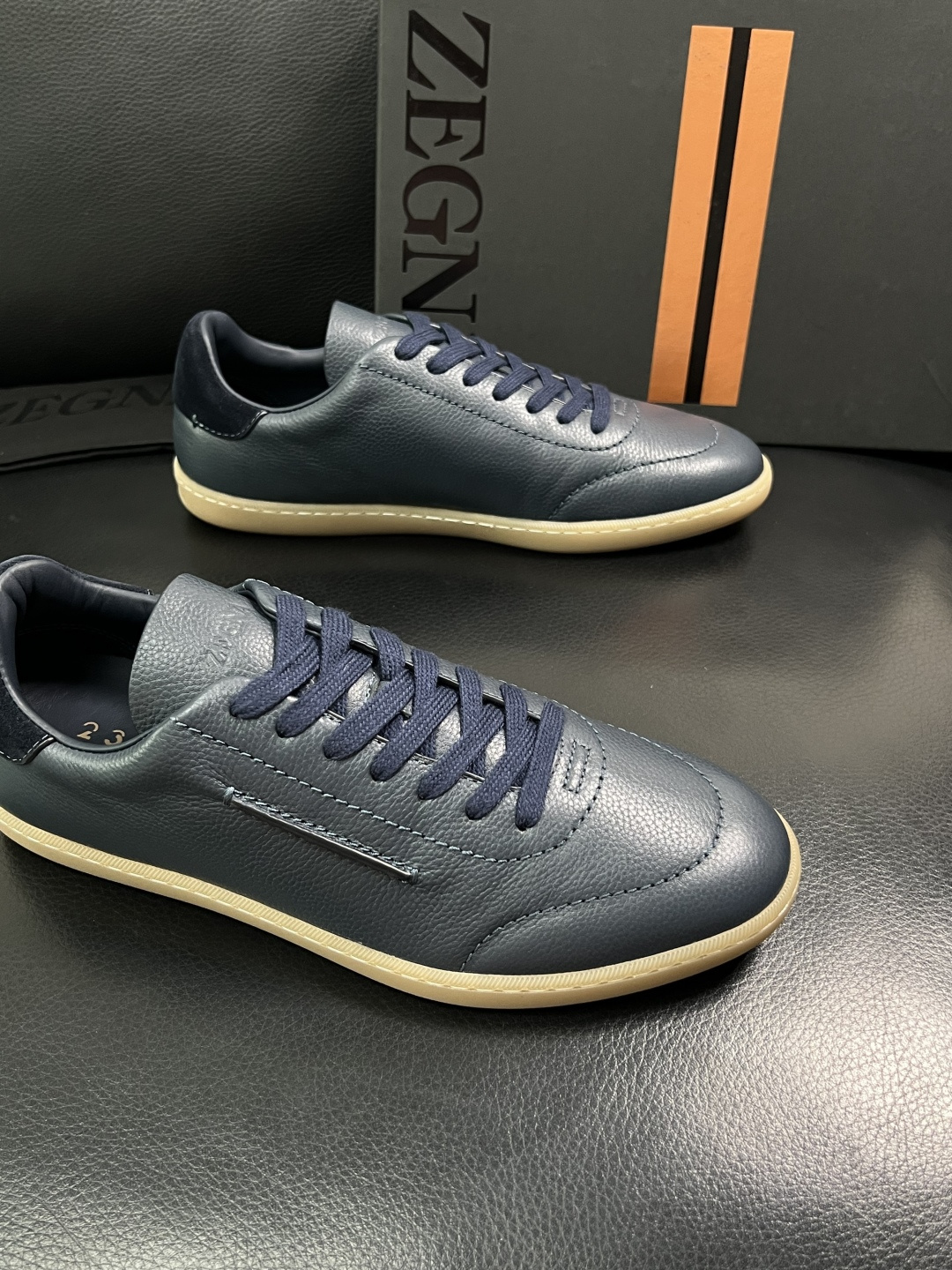 ⚠️只换码不退⚠️   Zegna  高品质  顶级工艺品  杰尼亚  专柜新款原厂配置，意大利进口牛皮