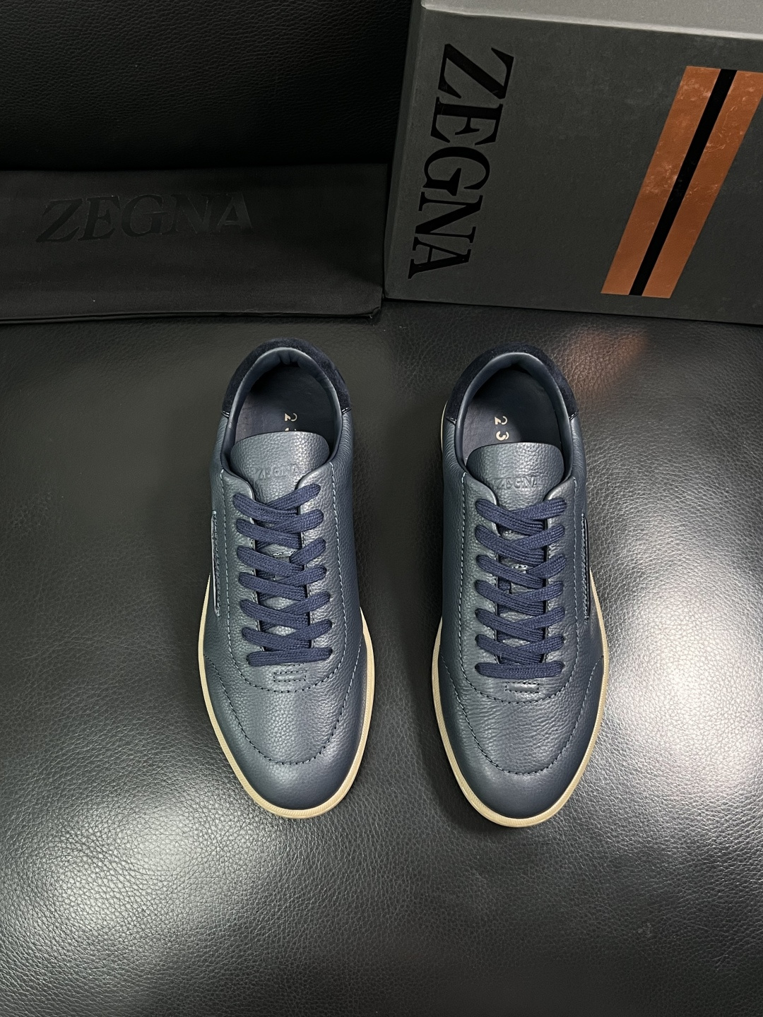 ⚠️只换码不退⚠️   Zegna  高品质  顶级工艺品  杰尼亚  专柜新款原厂配置，意大利进口牛皮