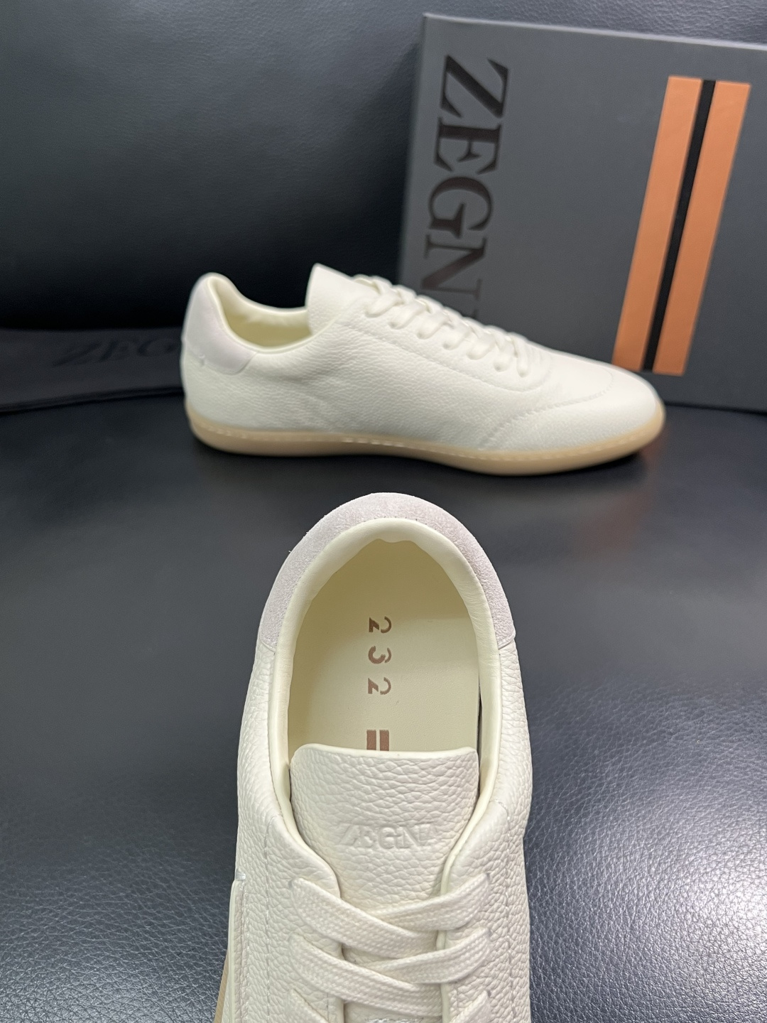 ⚠️只换码不退⚠️   Zegna  高品质  顶级工艺品  杰尼亚  专柜新款原厂配置，意大利进口牛皮