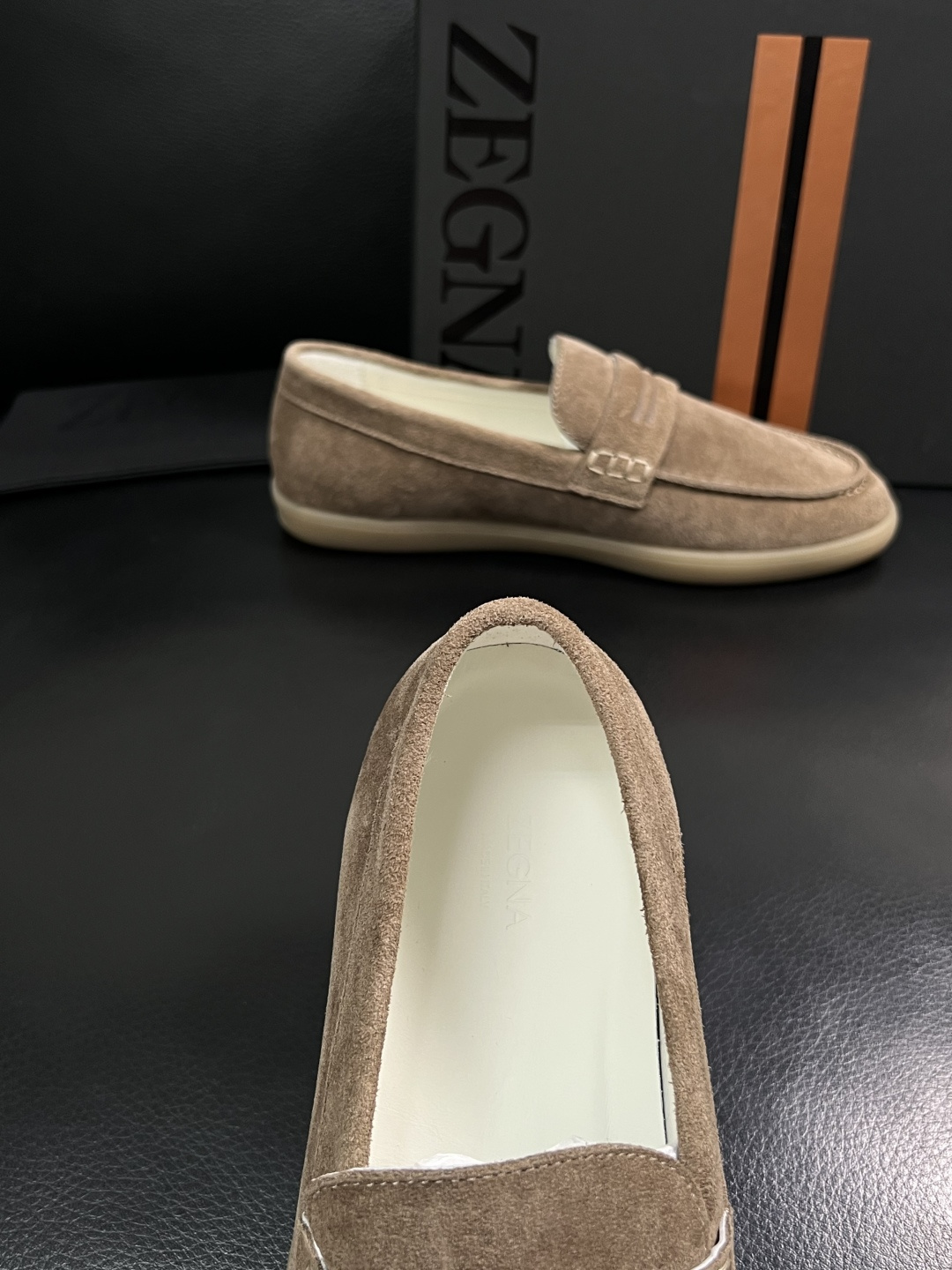 ⚠️只换码不退⚠️   Zegna  高品质  顶级工艺品  杰尼亚  专柜新款原厂配置，意大利进口牛皮