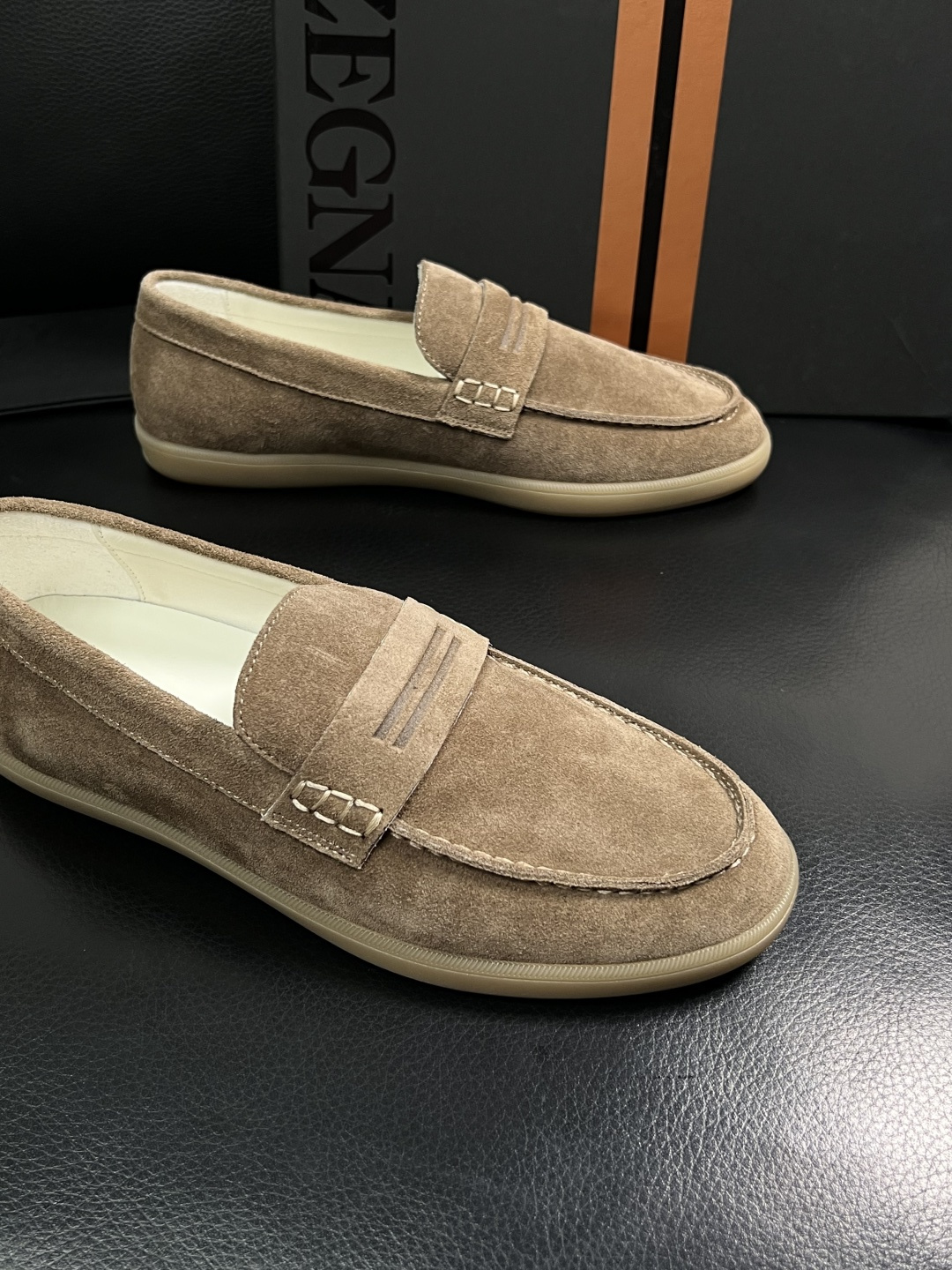 ⚠️只换码不退⚠️   Zegna  高品质  顶级工艺品  杰尼亚  专柜新款原厂配置，意大利进口牛皮
