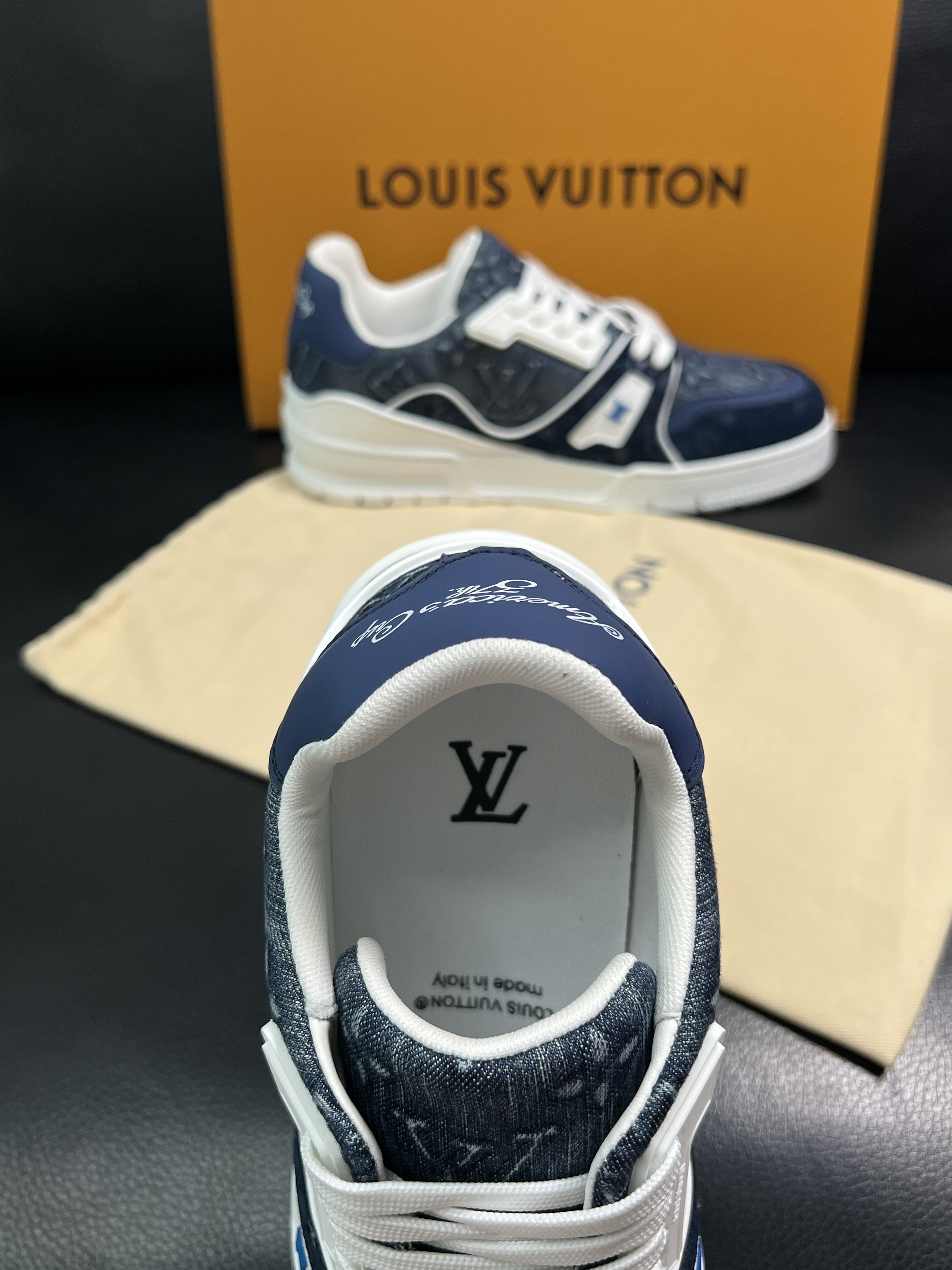 루이비통 신발 135773 Louis Vuitton Shoes 썸네일 이미지