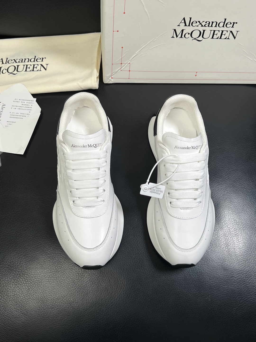 Alexander McQueen  高品质  顶级工艺品  麦昆  专柜同步 原厂配置，意大利进口原版