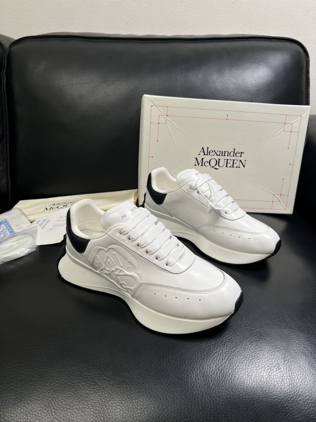 Alexander McQueen  高品质  顶级工艺品  麦昆  专柜同步 原厂配置，意大利进口原版