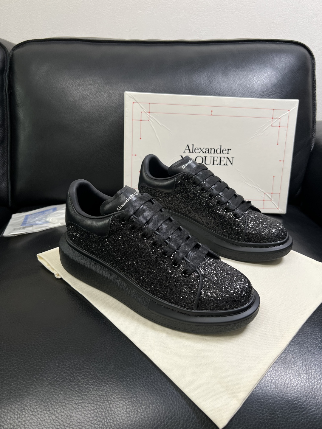 Alexander McQueen  高品质  顶级工艺品  麦昆  专柜同步 原厂配置，意大利进口原版