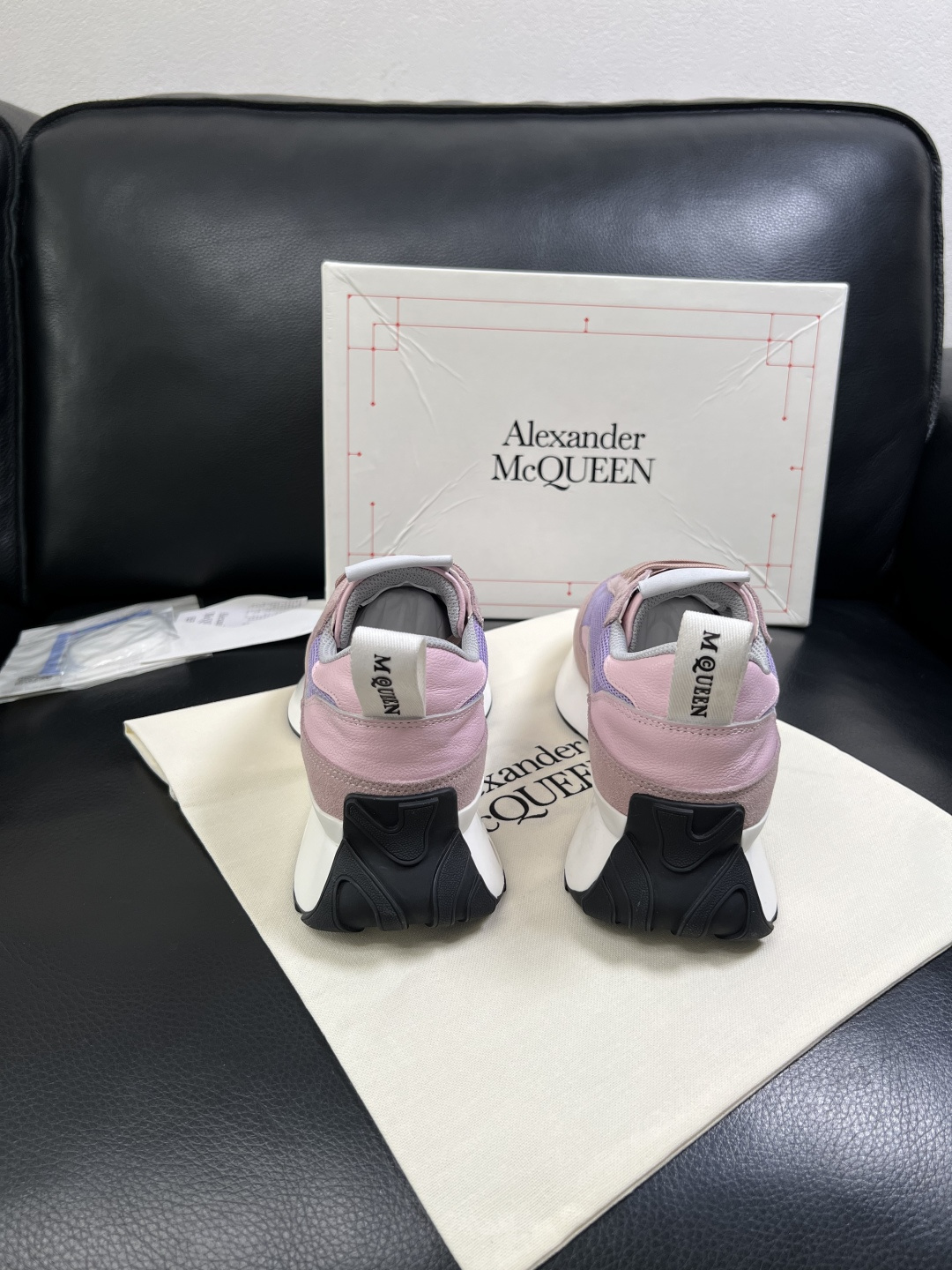 Alexander McQueen  高品质  顶级工艺品  麦昆  专柜同步 原厂配置，意大利进口原版