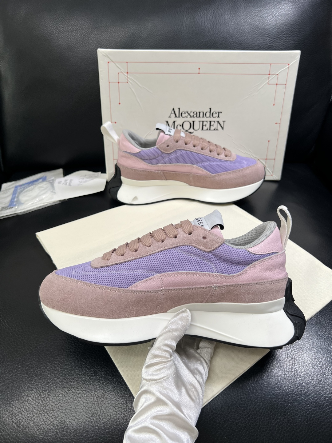 Alexander McQueen  高品质  顶级工艺品  麦昆  专柜同步 原厂配置，意大利进口原版