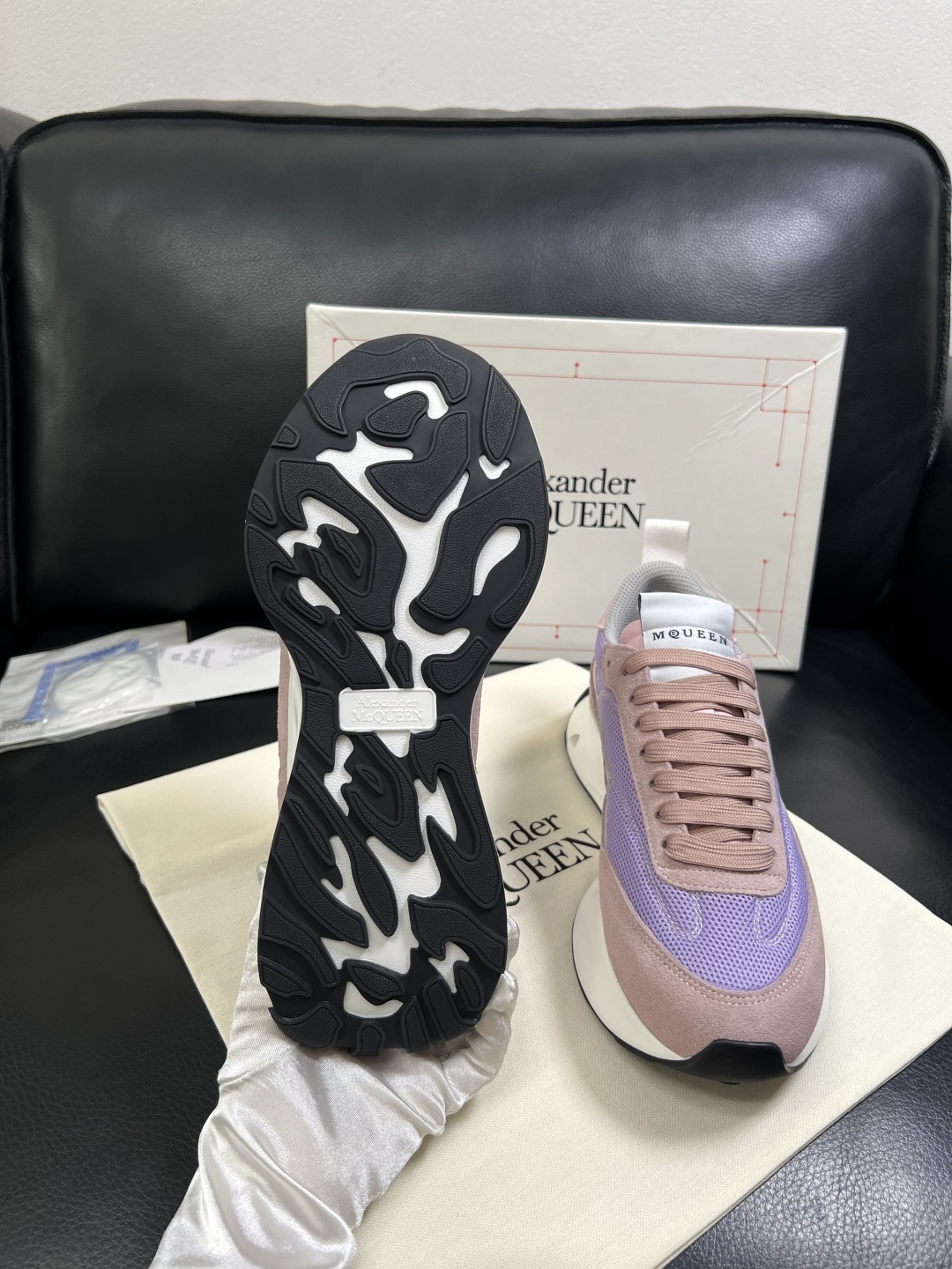 Alexander McQueen  高品质  顶级工艺品  麦昆  专柜同步 原厂配置，意大利进口原版