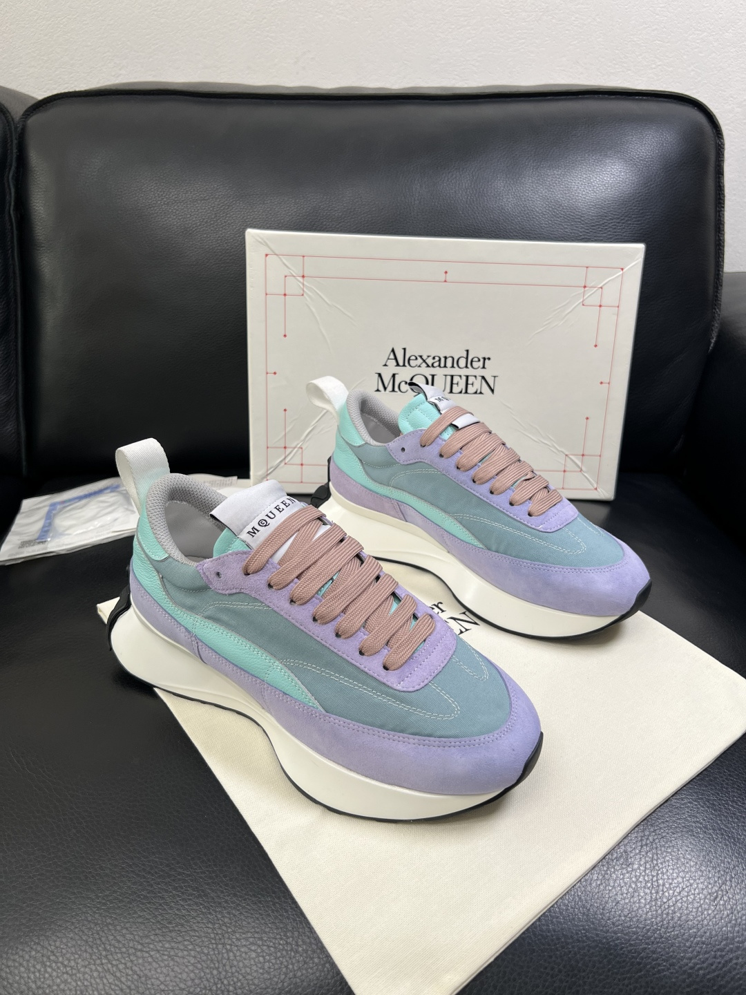 Alexander McQueen  高品质  顶级工艺品  麦昆  专柜同步 原厂配置，意大利进口原版