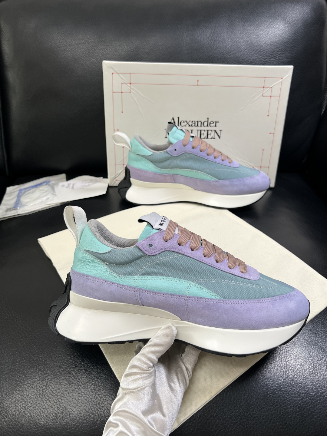 Alexander McQueen  高品质  顶级工艺品  麦昆  专柜同步 原厂配置，意大利进口原版