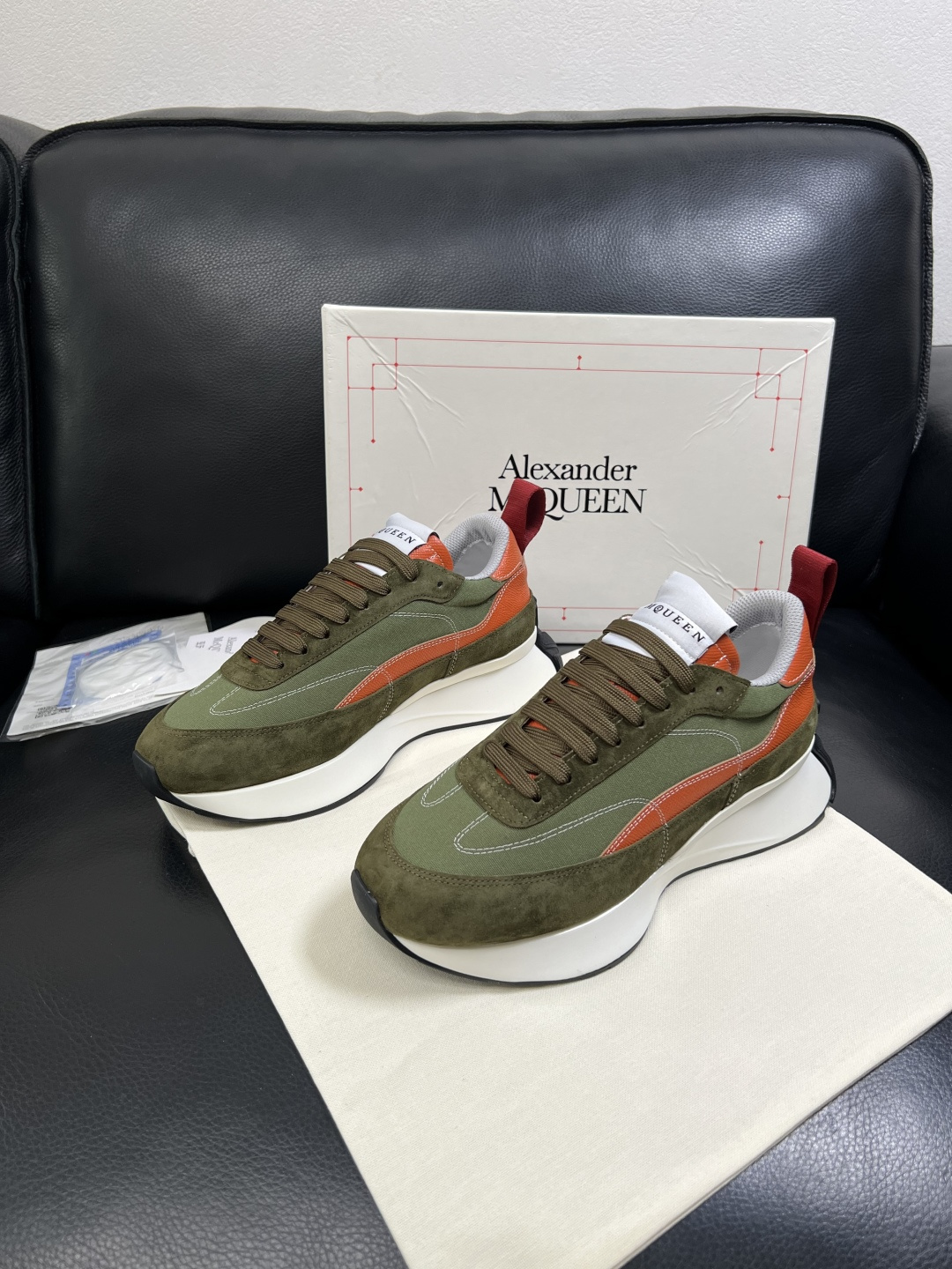 Alexander McQueen  高品质  顶级工艺品  麦昆  专柜同步 原厂配置，意大利进口原版
