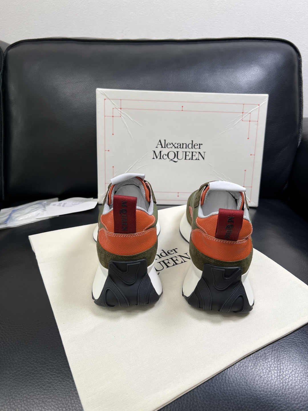 Alexander McQueen  高品质  顶级工艺品  麦昆  专柜同步 原厂配置，意大利进口原版