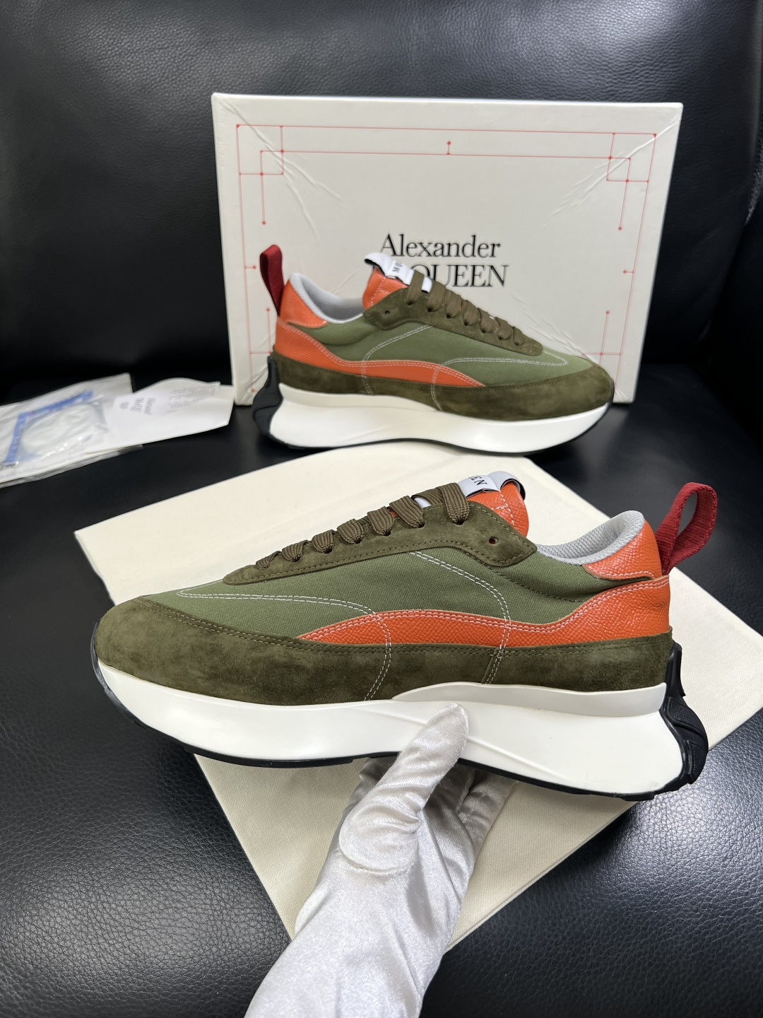 Alexander McQueen  高品质  顶级工艺品  麦昆  专柜同步 原厂配置，意大利进口原版