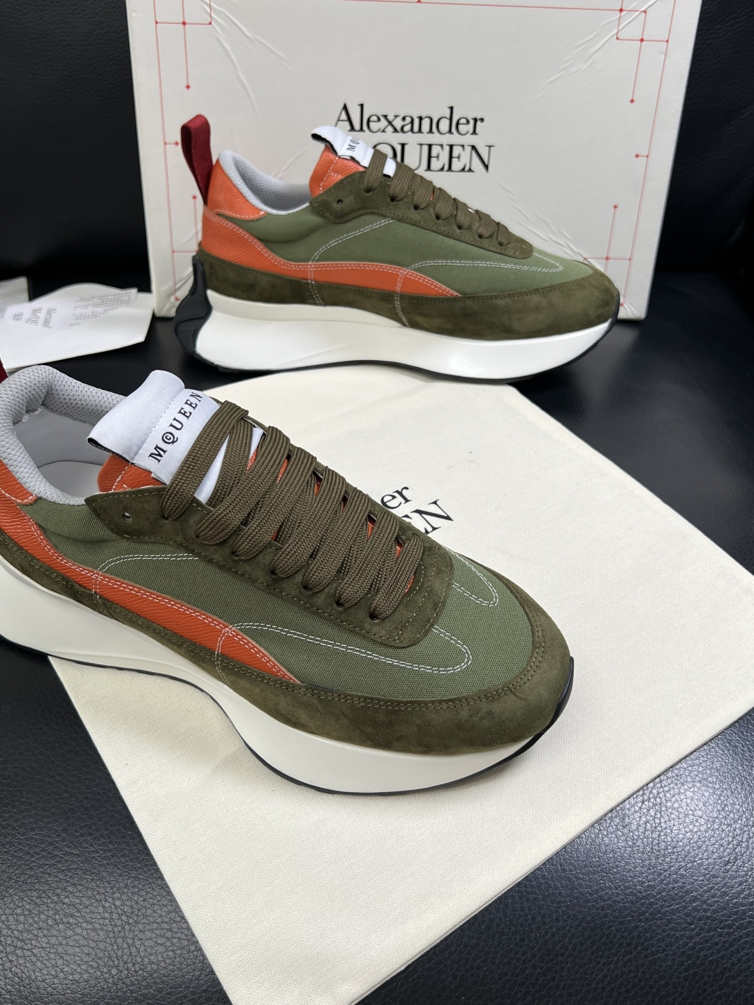 Alexander McQueen  高品质  顶级工艺品  麦昆  专柜同步 原厂配置，意大利进口原版
