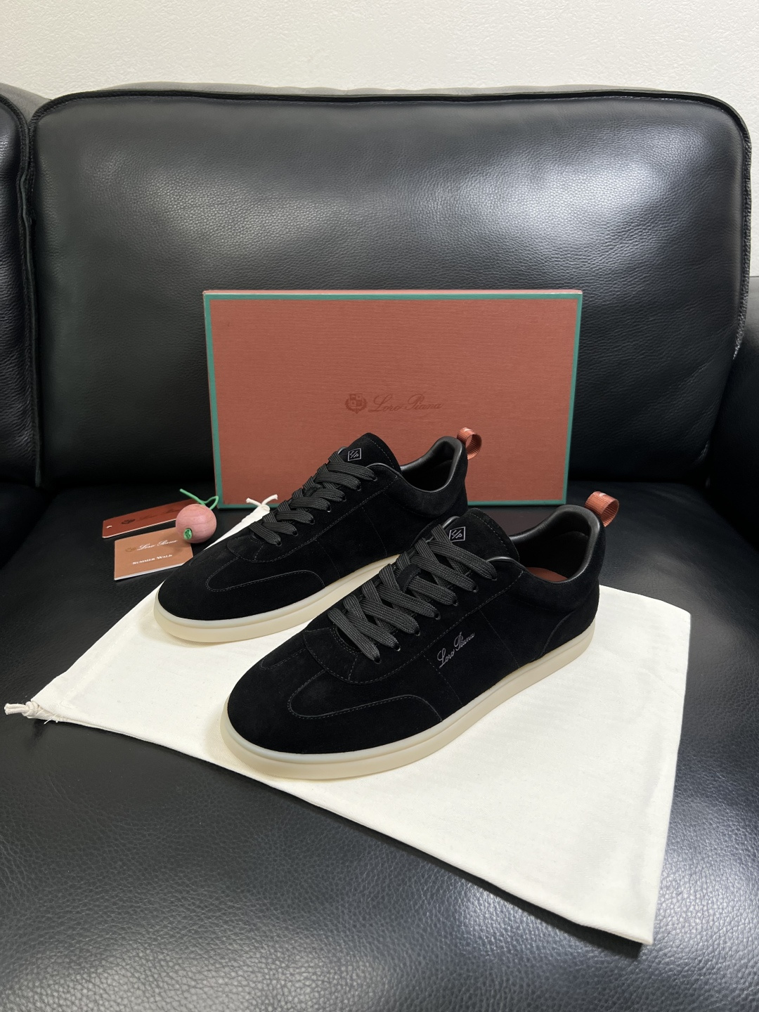 Loro Piana  高品质  顶级工艺品  诺悠翩雅  新品专柜同步原厂配置，鞋面意大利进口牛皮面料