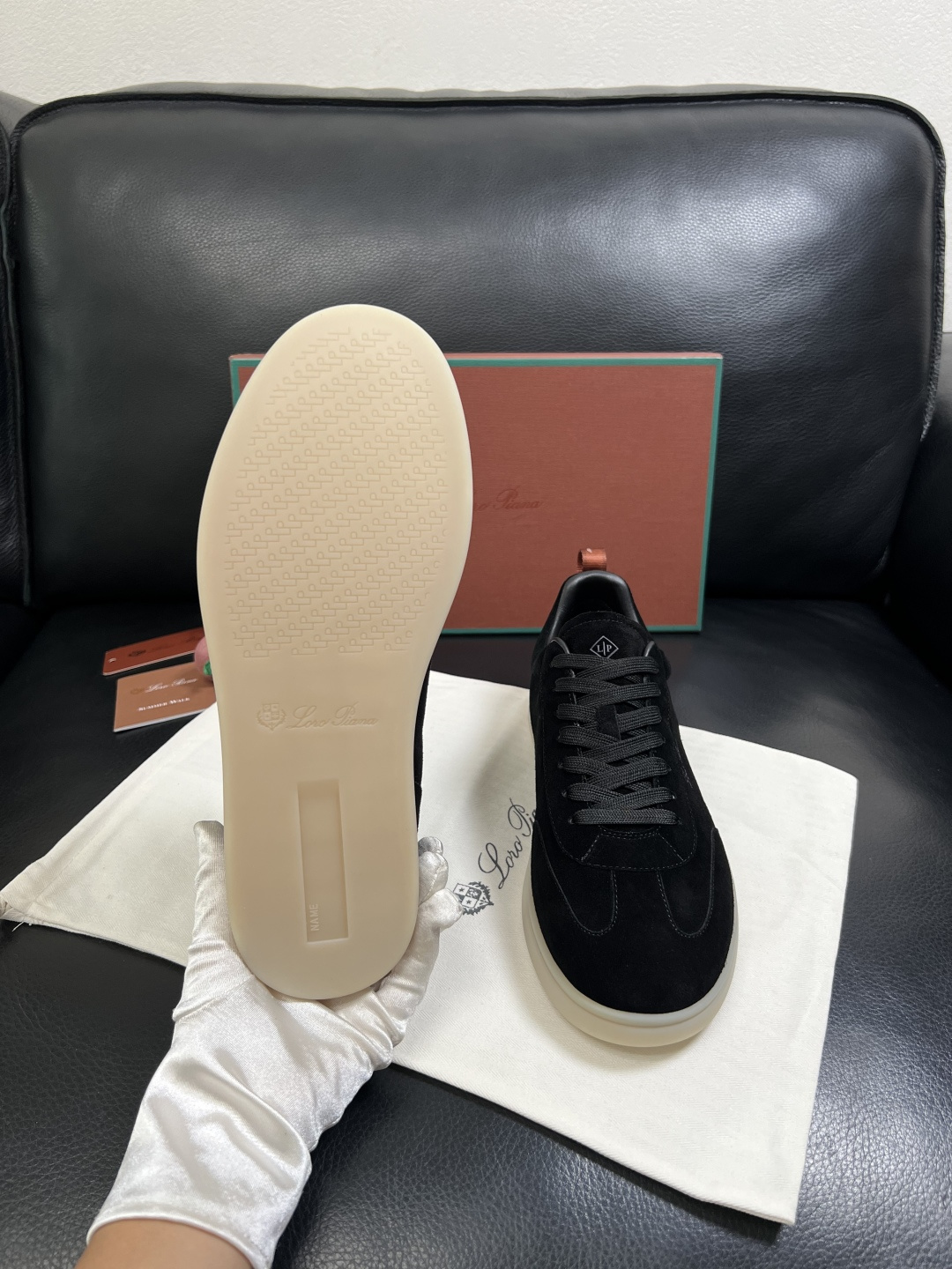 Loro Piana  高品质  顶级工艺品  诺悠翩雅  新品专柜同步原厂配置，鞋面意大利进口牛皮面料