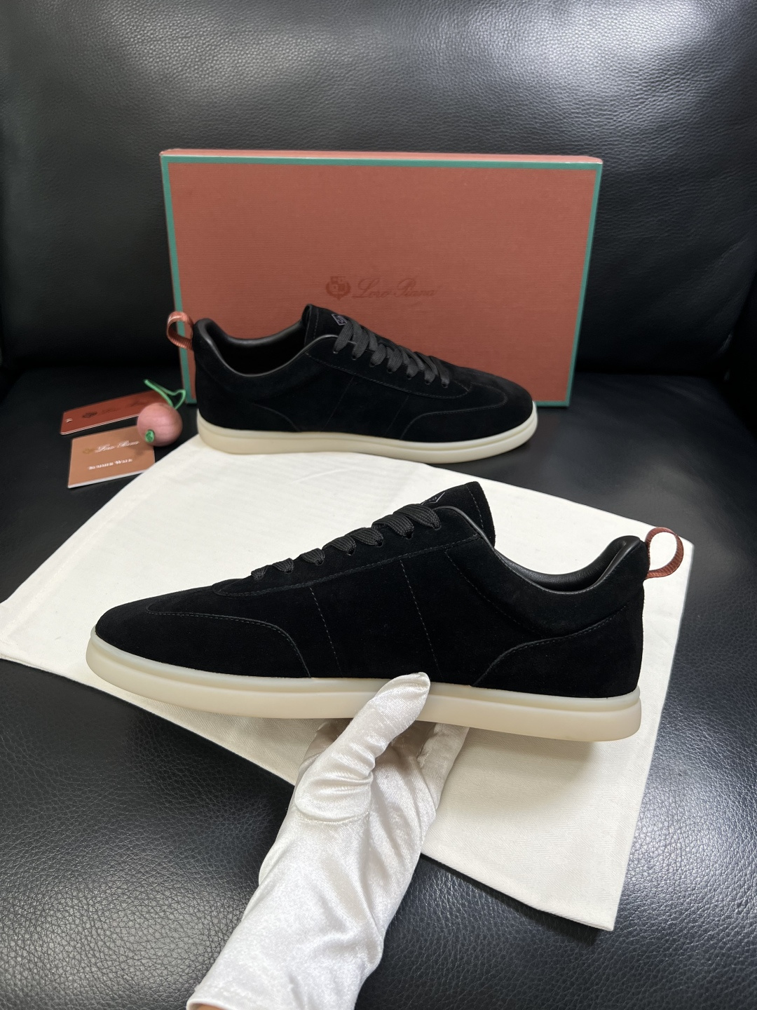 Loro Piana  高品质  顶级工艺品  诺悠翩雅  新品专柜同步原厂配置，鞋面意大利进口牛皮面料