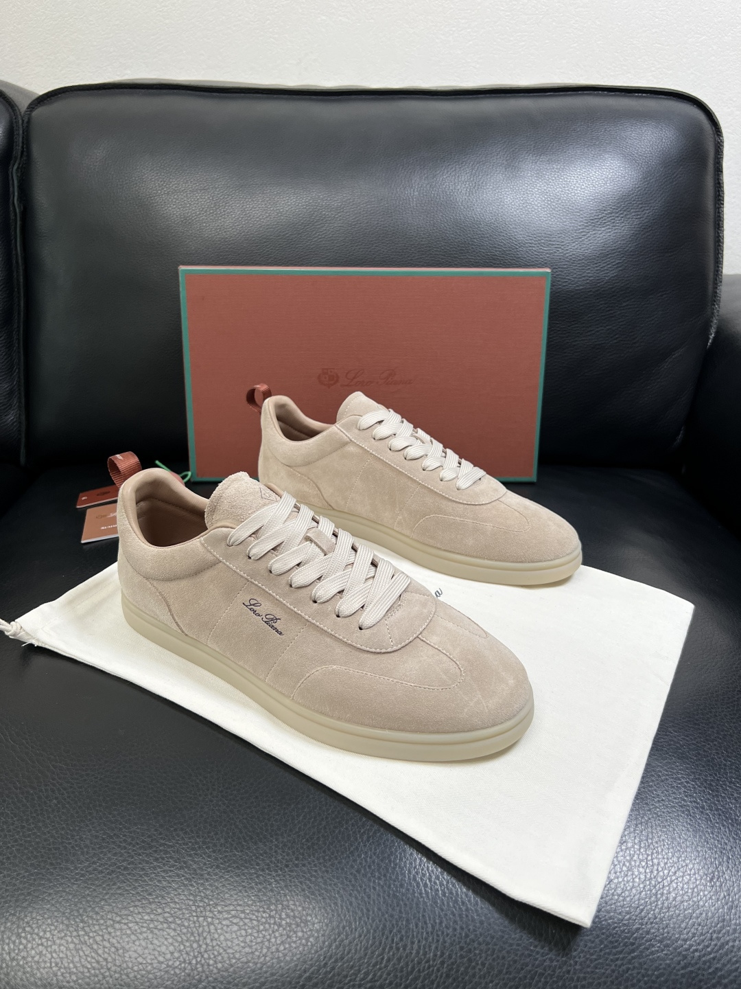 Loro Piana  高品质  顶级工艺品  诺悠翩雅  新品专柜同步原厂配置，鞋面意大利进口牛皮面料