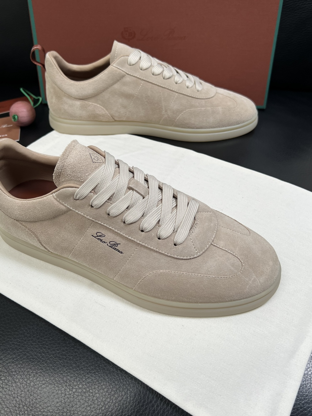 Loro Piana  高品质  顶级工艺品  诺悠翩雅  新品专柜同步原厂配置，鞋面意大利进口牛皮面料