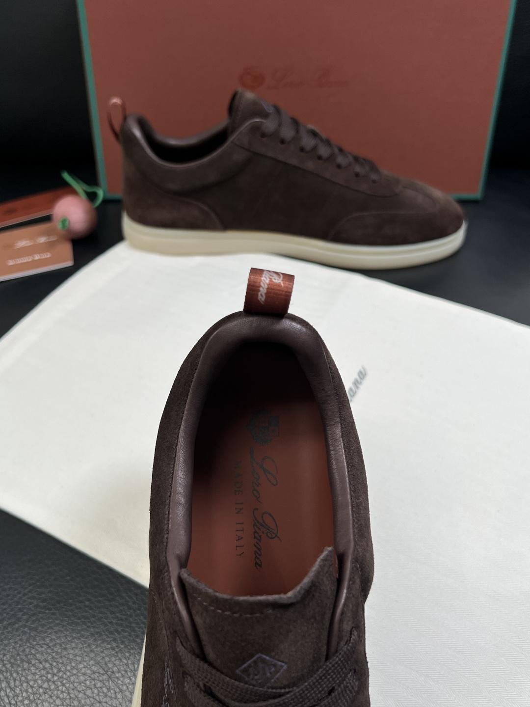 Loro Piana  高品质  顶级工艺品  诺悠翩雅  新品专柜同步原厂配置，鞋面意大利进口牛皮面料