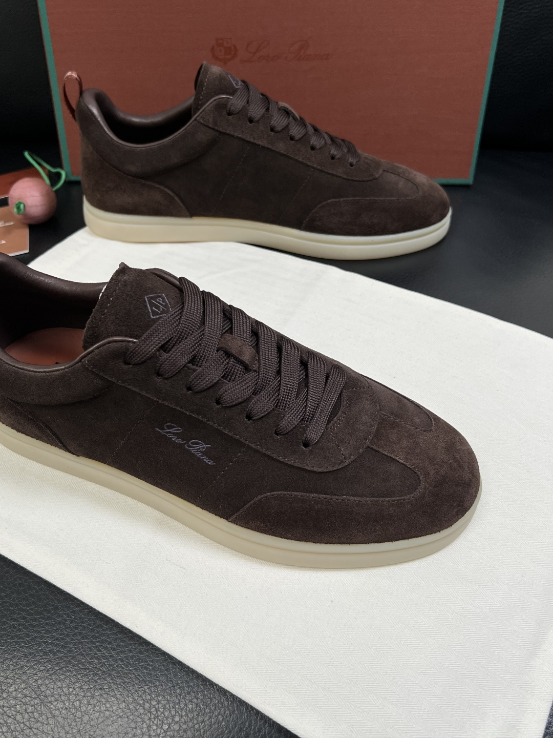 Loro Piana  高品质  顶级工艺品  诺悠翩雅  新品专柜同步原厂配置，鞋面意大利进口牛皮面料
