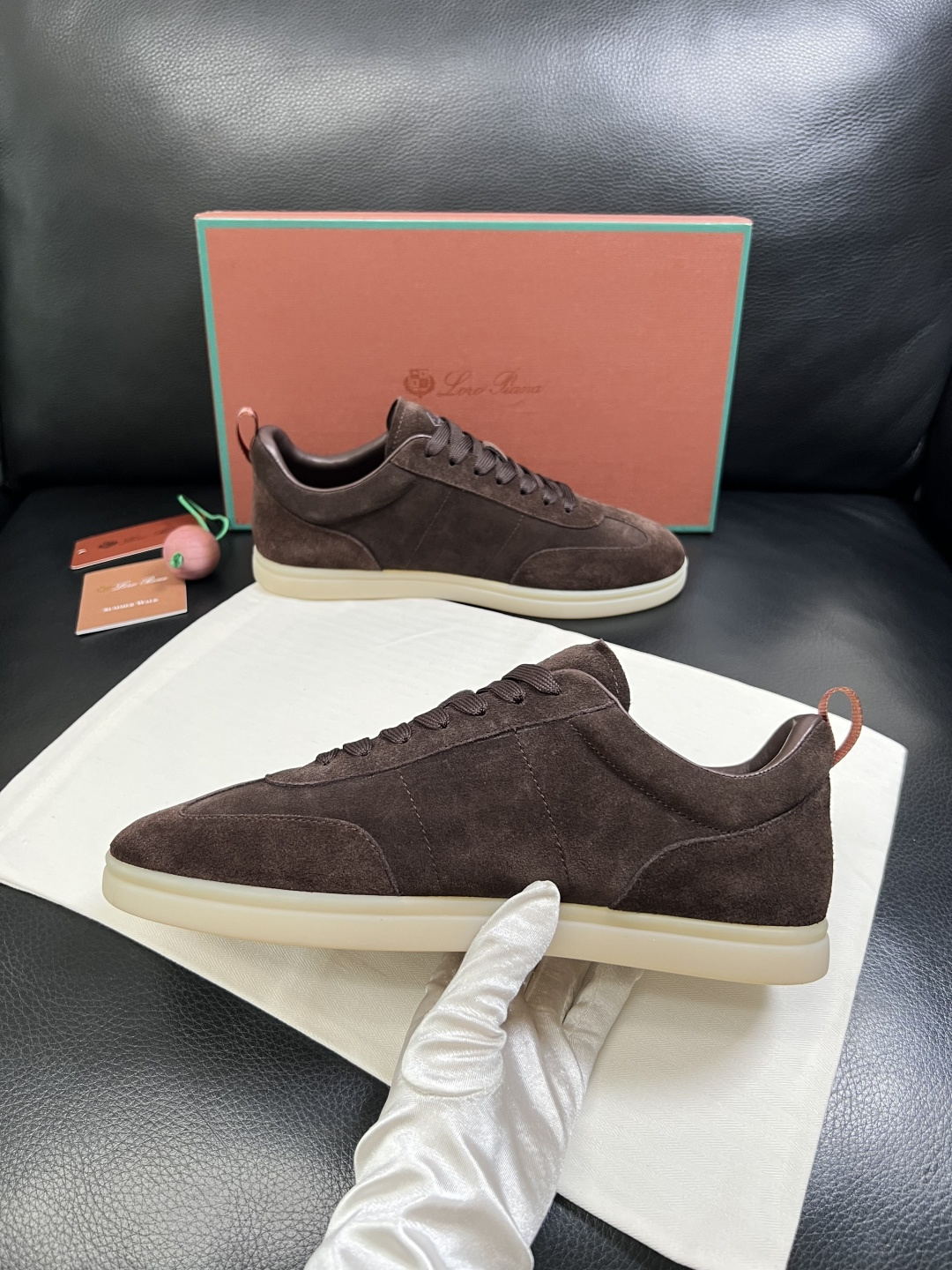 Loro Piana  高品质  顶级工艺品  诺悠翩雅  新品专柜同步原厂配置，鞋面意大利进口牛皮面料