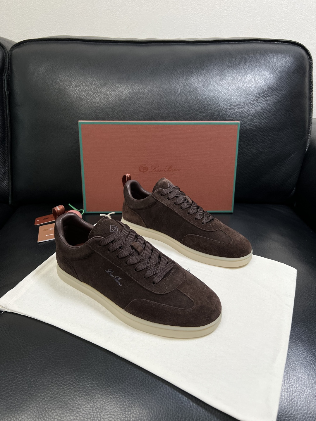 Loro Piana  高品质  顶级工艺品  诺悠翩雅  新品专柜同步原厂配置，鞋面意大利进口牛皮面料