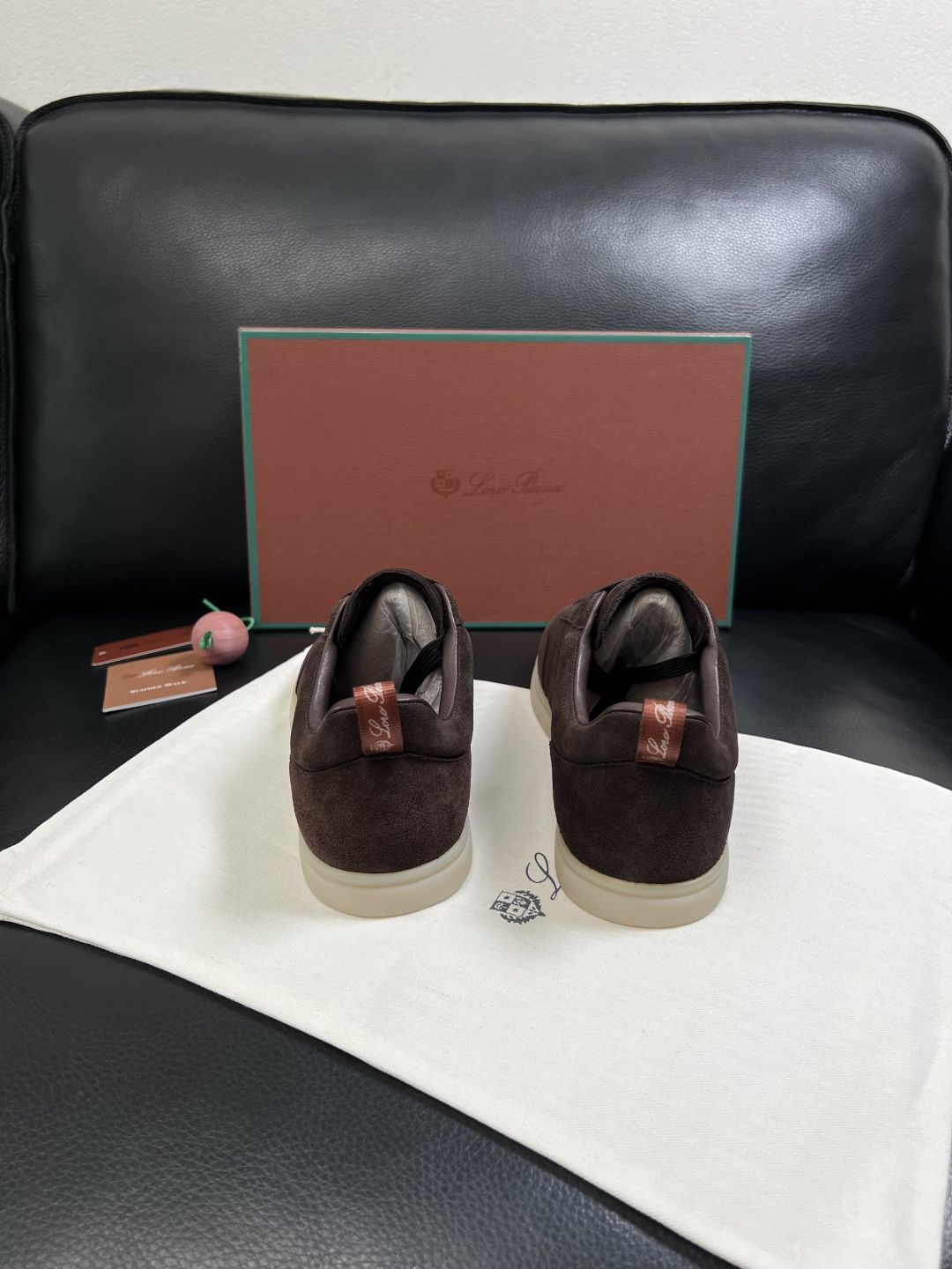 Loro Piana  高品质  顶级工艺品  诺悠翩雅  新品专柜同步原厂配置，鞋面意大利进口牛皮面料